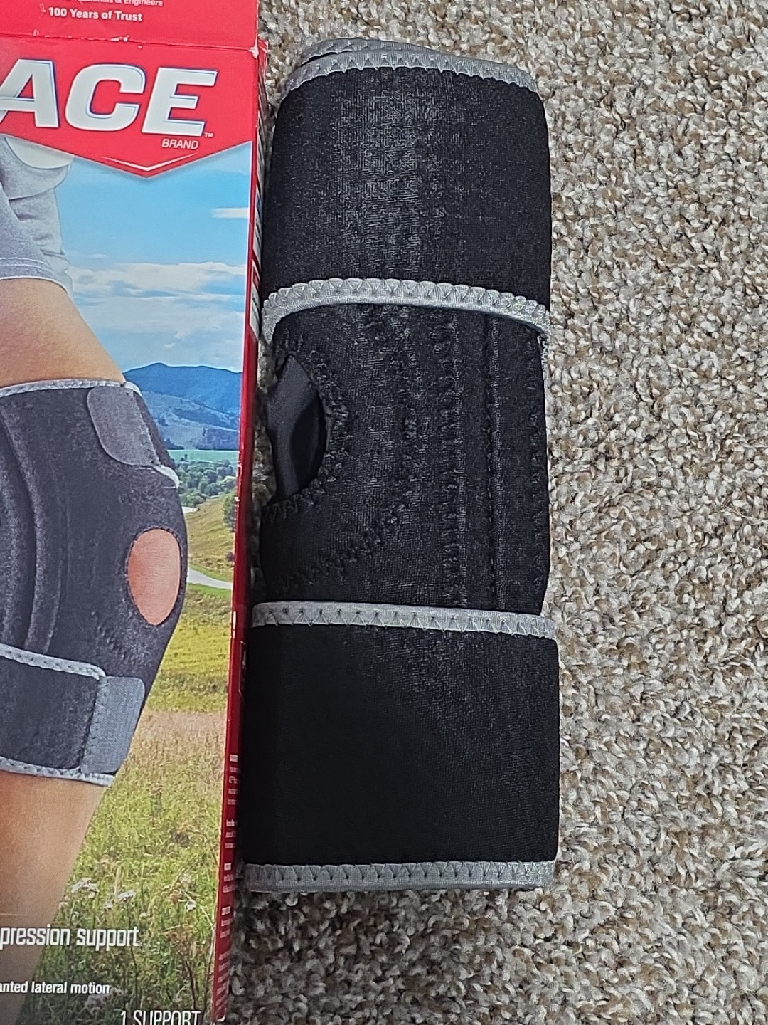 Ace Knee Adjustable Compression Support With Stabilizers