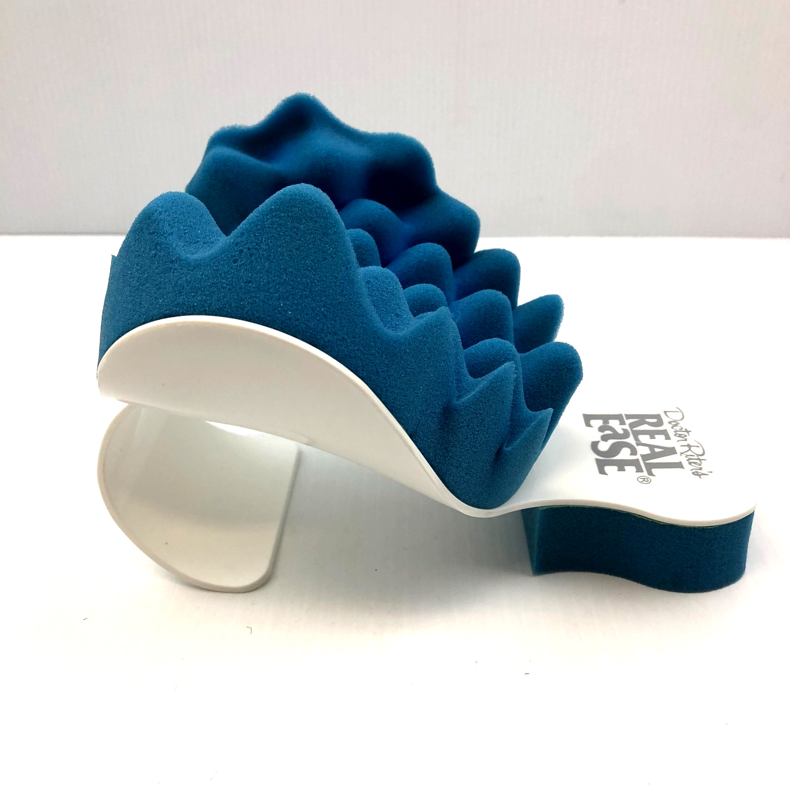 Doctor Riter’s Real Ease Neck Shoulder Relaxer Cervical Support ‘New & Improved’