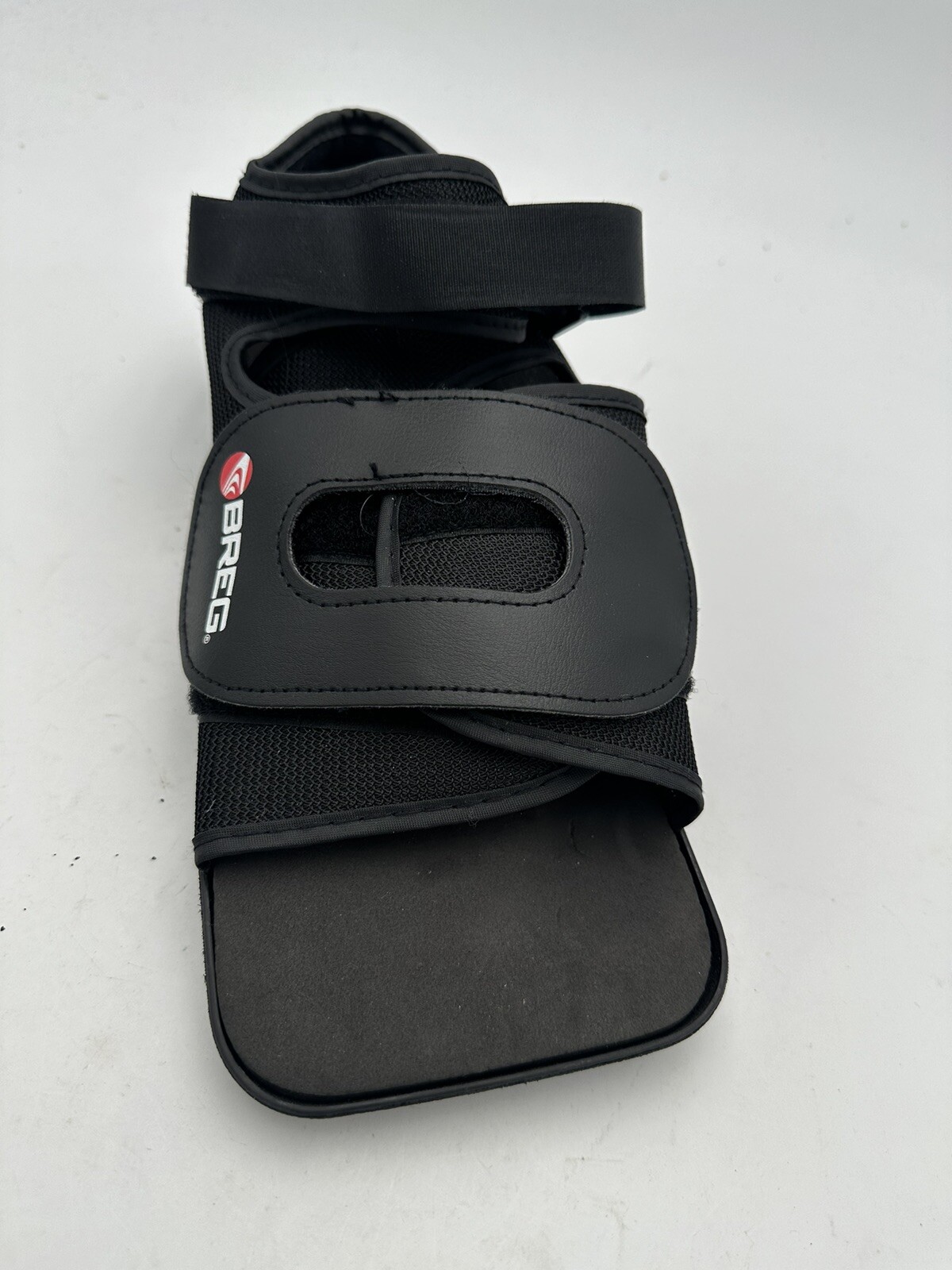 Walking Shoe Boot Breg Square Toe Post Op Sz Medium Black Hook & Loop Closure