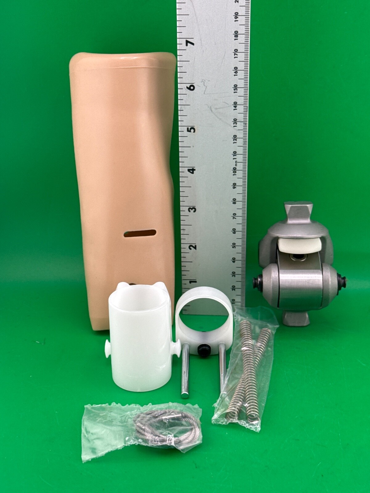 Single axis prosthetic knee. New. Similar to Otto bock 3r49