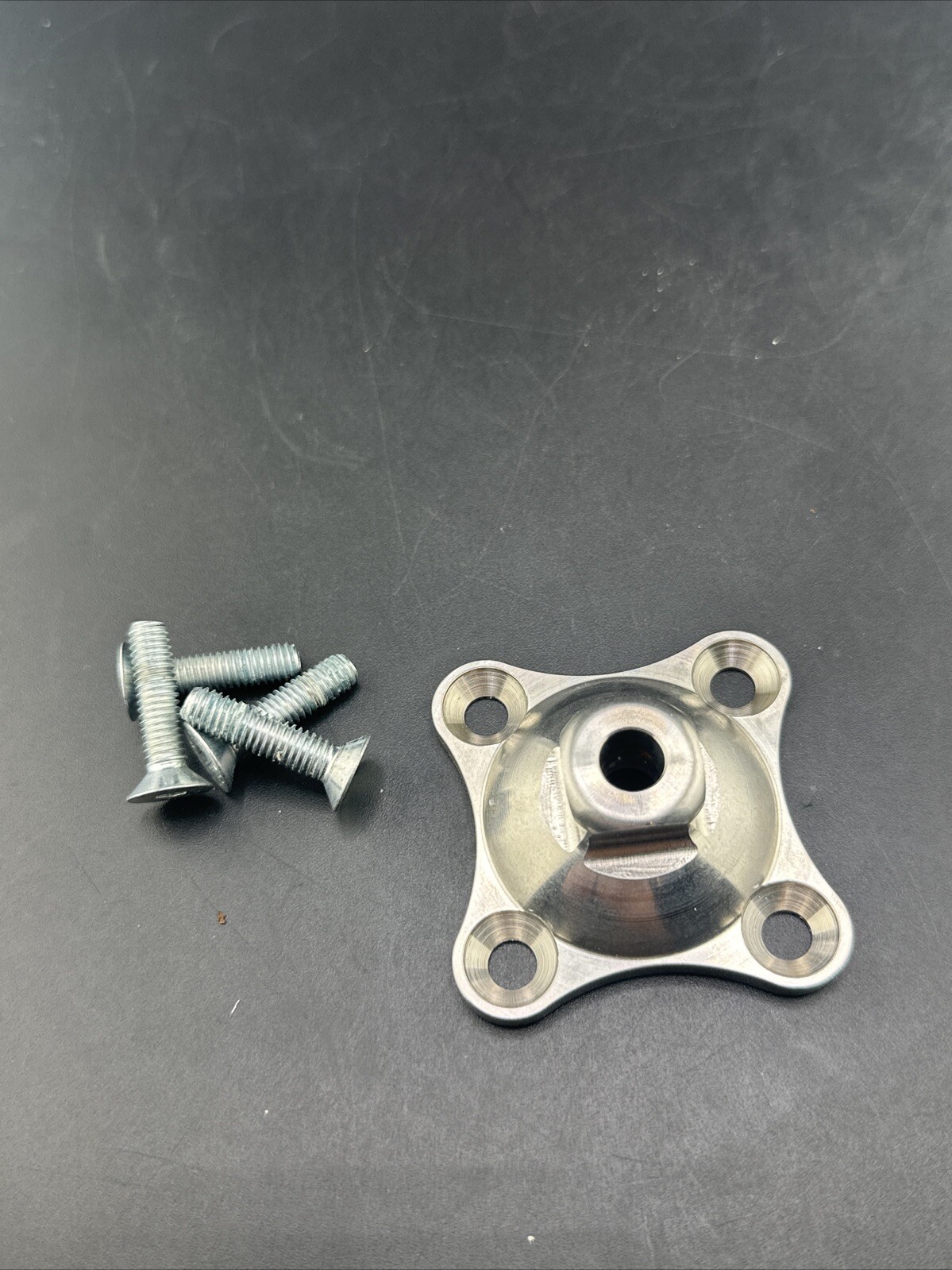 Bulldog Prosthetic Four 4 Hole Plate With Screws. CP3-WH