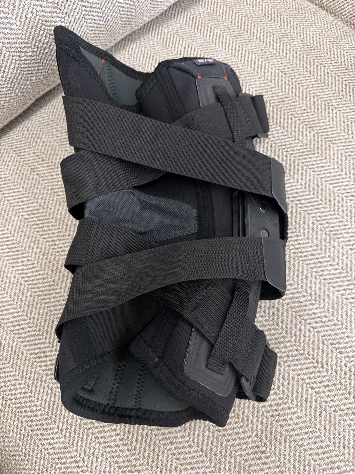Shock Doctor Performance Sports Therapy 870 Knee Stabilizer Level 2 Size XL