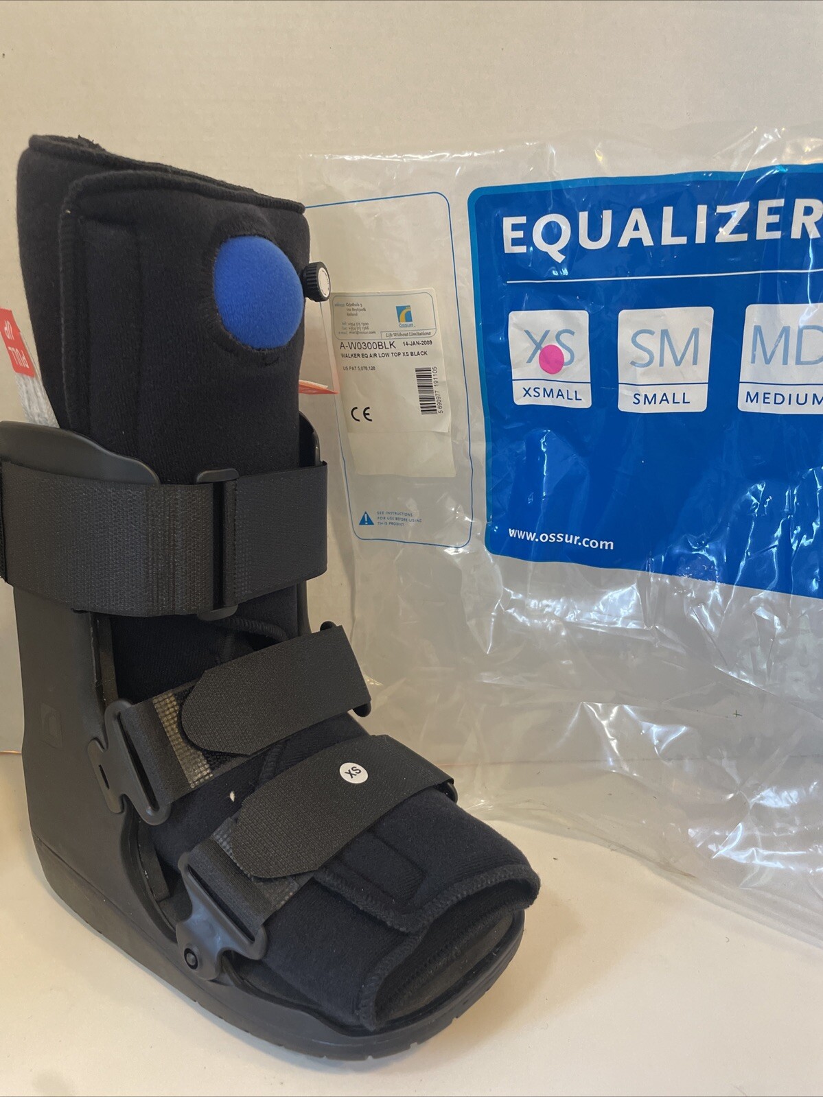 Ossur Air Equalizer Low Top Walking Boot – XS, Right or Left