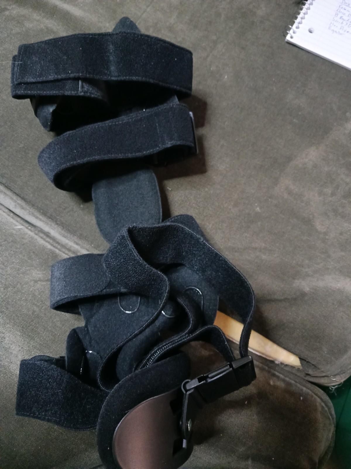 ASOTVision OA Unloader Knee Brace for Men and Women(Right)