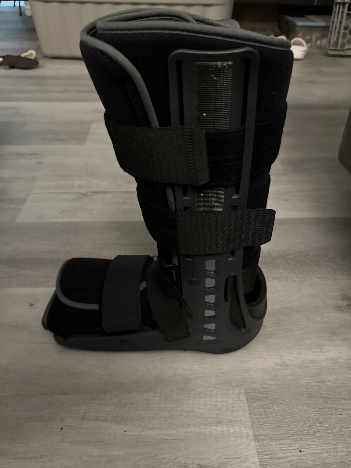 Donjoy Maxtrax Walker Brace Walking Boot ADULT SIZE Medium Left Foot