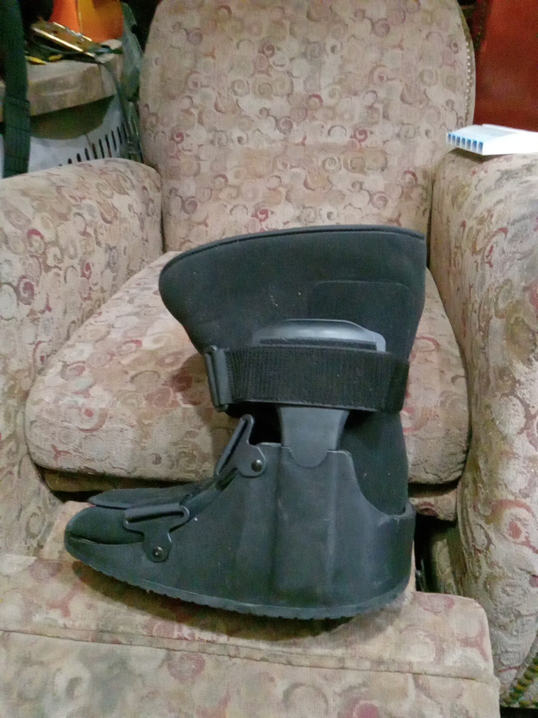 united ortho short air cam walker fracture boot