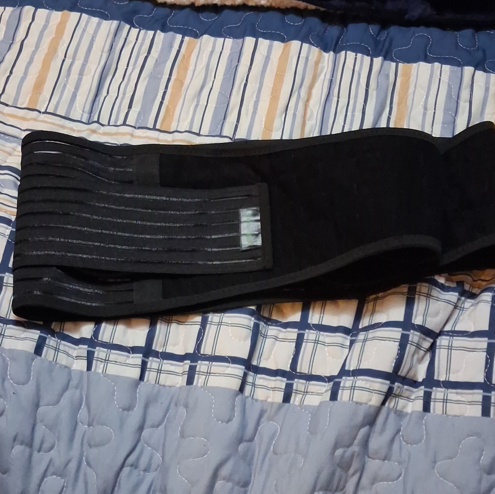 Chong Erfei Pelvis Support Belt Brace M/L One Size Black Polyester/Spandex
