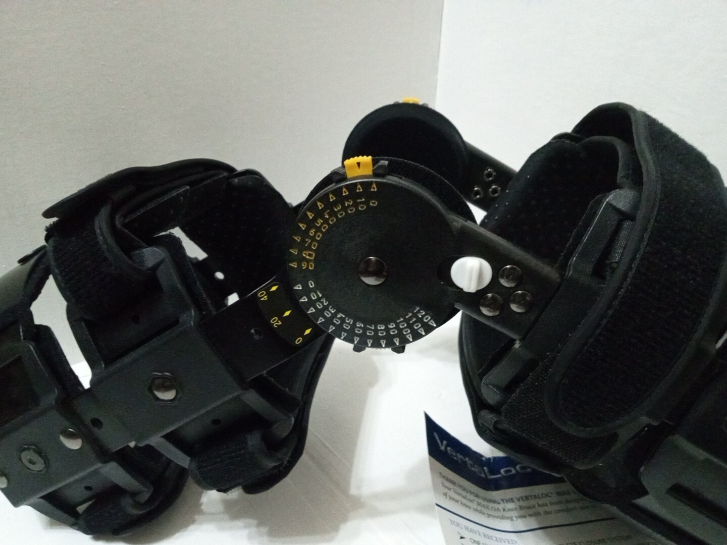 Vertaloc Max OA Knee Brace Sz Large Left Leg With Extra Pads