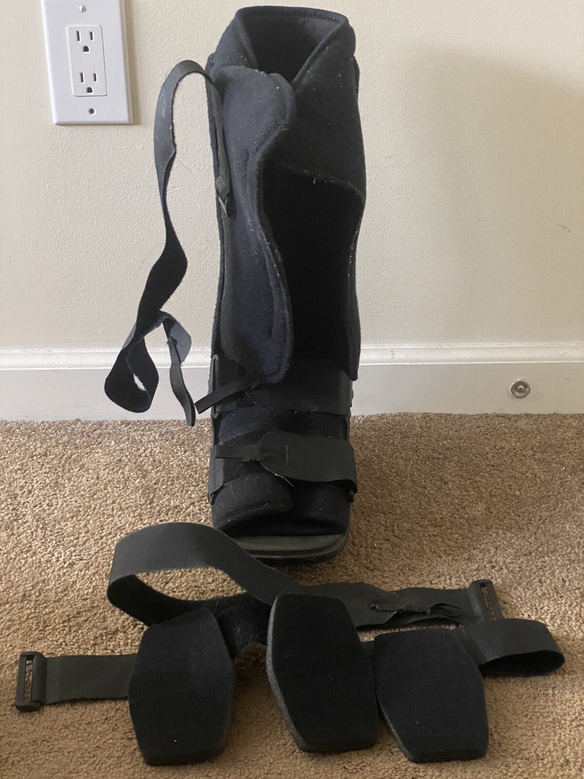 Premier orthopedic supplv air walker Medium Men Size 6-10 women 7-11 LEFT