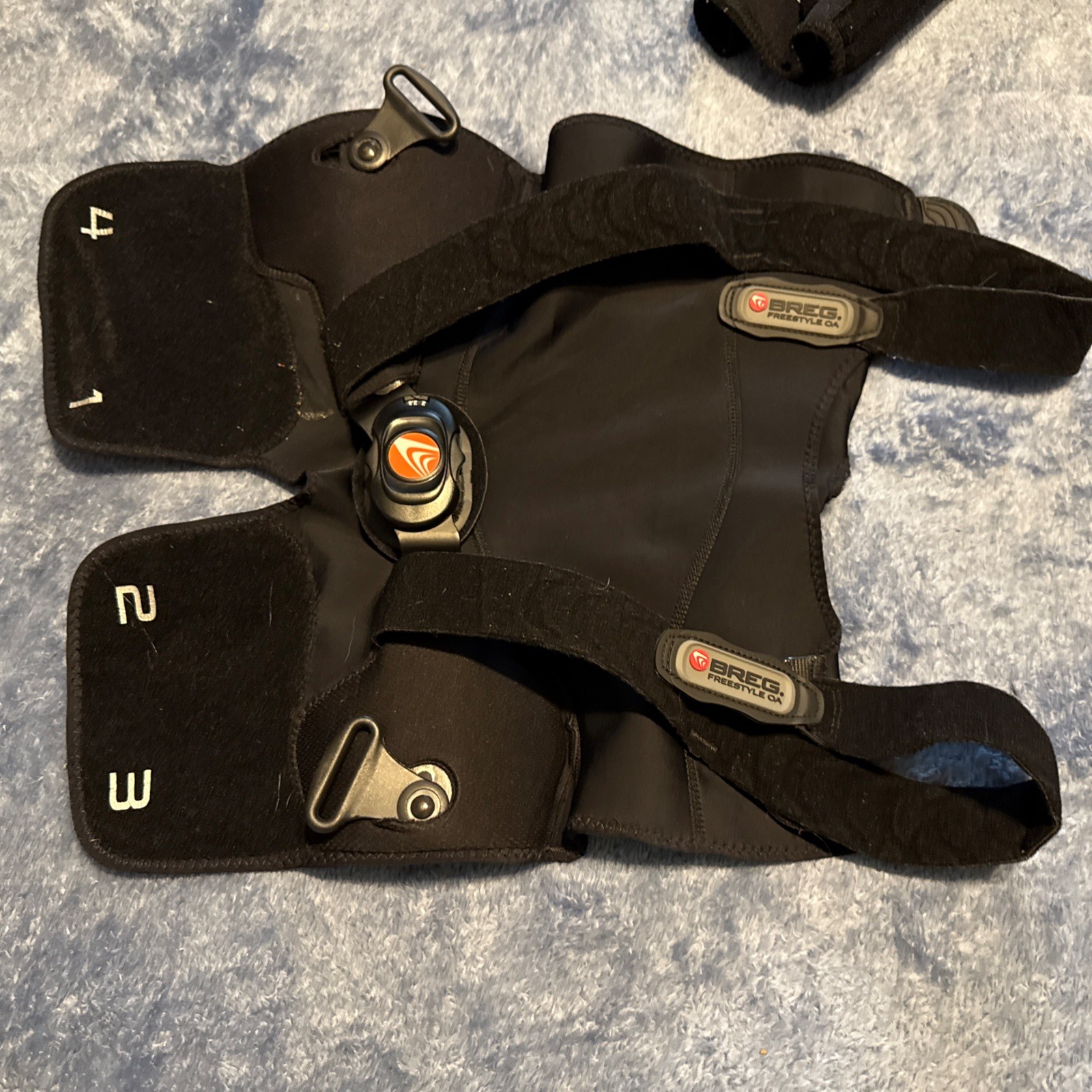 Breg Freestyle OA Medial Knee Brace – Left Leg Knee -Medium M ~