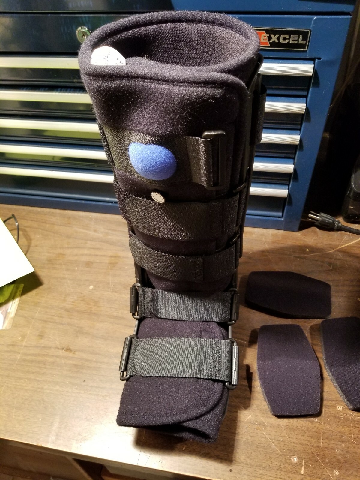 REDUCED PRICE. Orthopedic Walking Boot Small