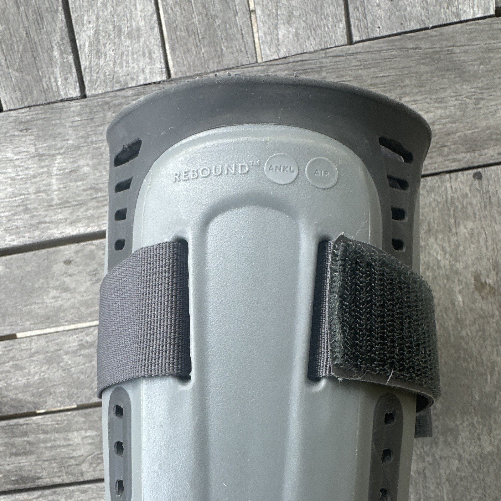 Össur Rebound Air Walker Ankle Boot Brace Adjustable Air Gray Black