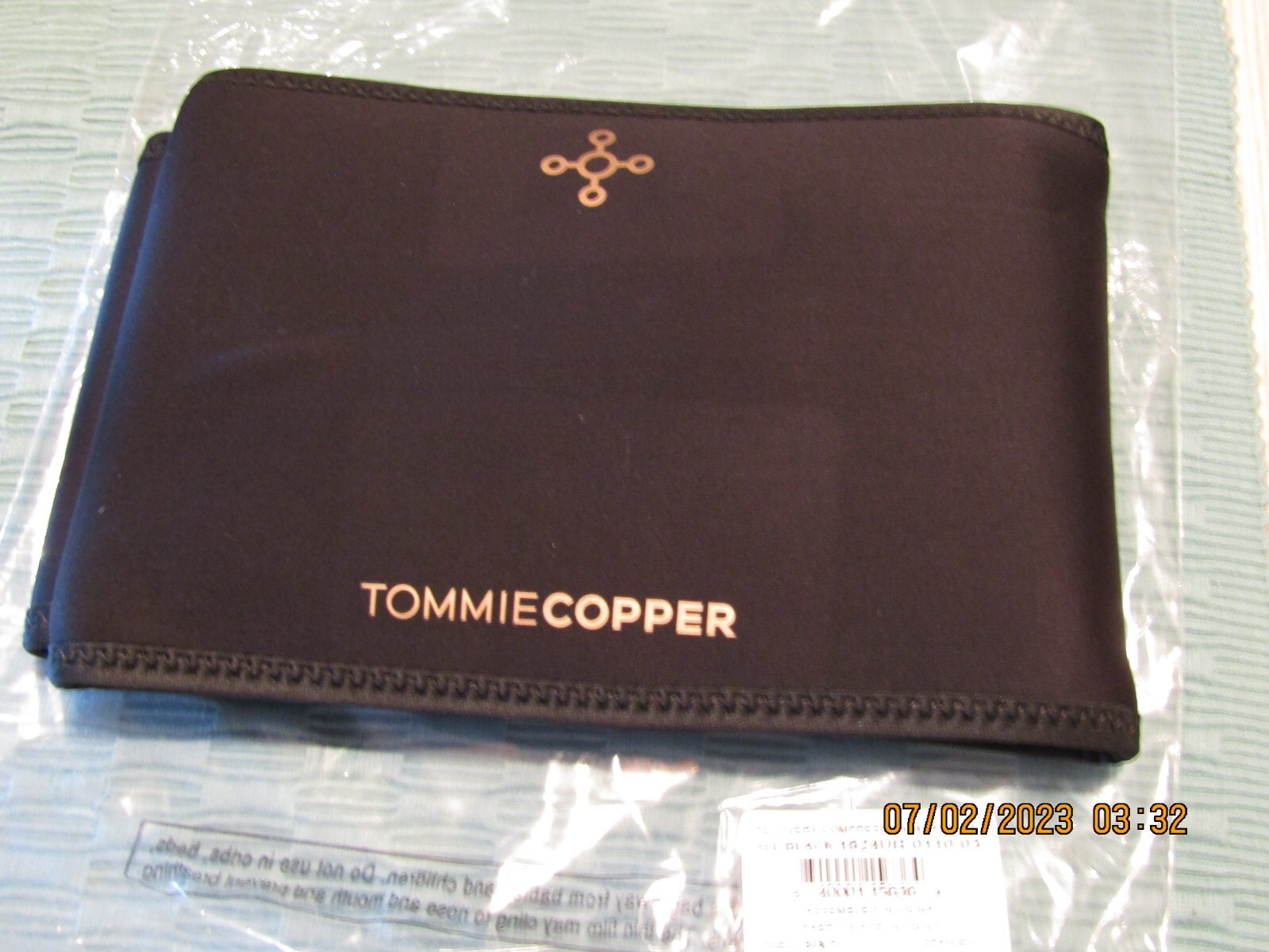 Tommie Copper Black Waist Back or Shoulder Wrap Size L/XL with Hot/Cold Gel Pack