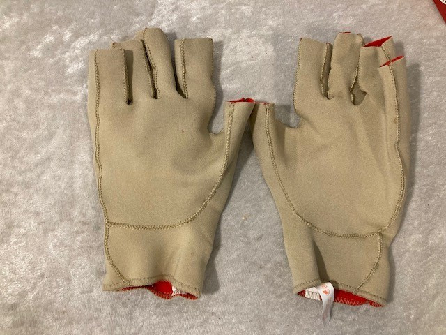 Arthritis Gloves X-Large FLA Therall Beige One Pair Fits 10.75″ -11.5″ Excellent