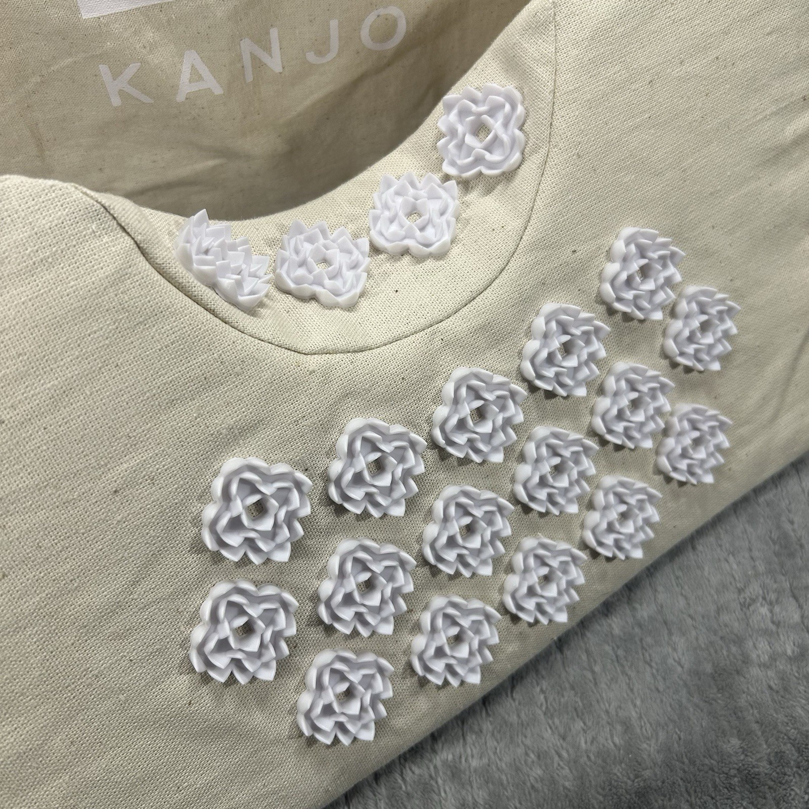 Kanjo Acupressure Cervical Traction Wedge Pillow Brand New