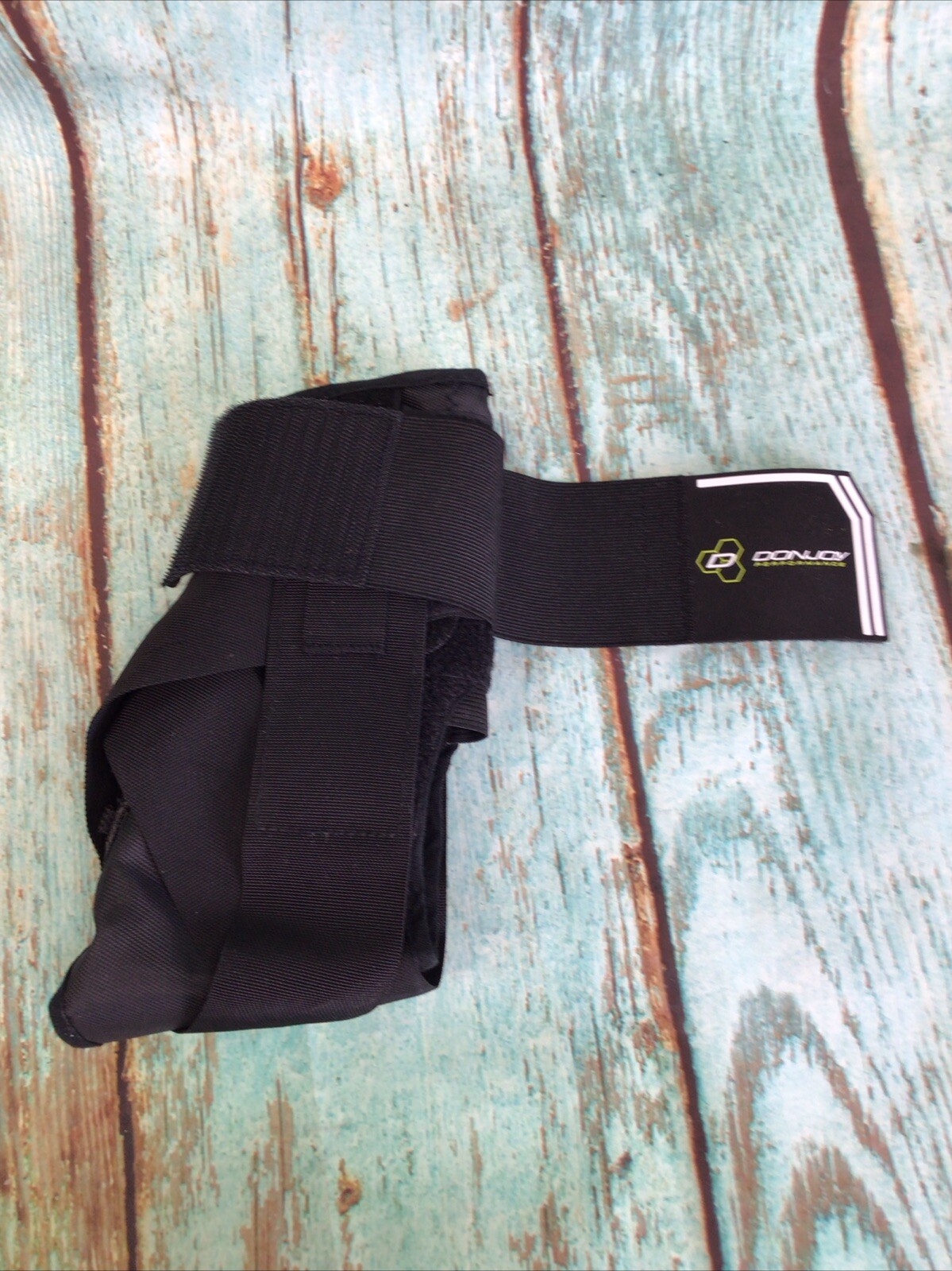 Donjoy Performance Bionic Speed Wrap Ankle, MEDIUM Open Box.