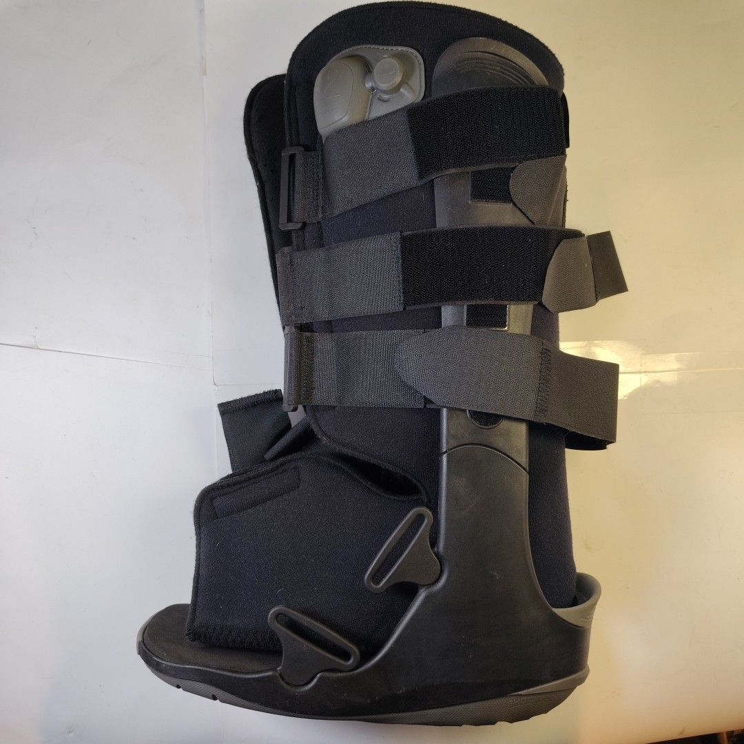 Good Breg Air Pump Ankle Walker Boot Walking Cast Foot Fracture Brace Medium