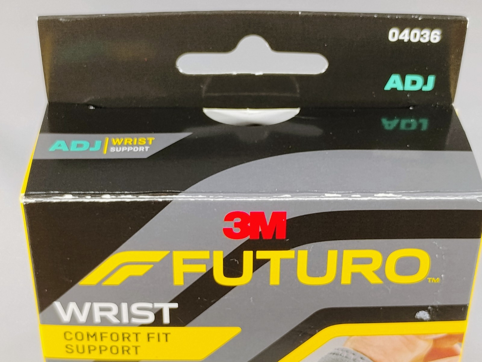 3M Futuro Wrist Comfort Support Adjustable Moderate Brace (C8)