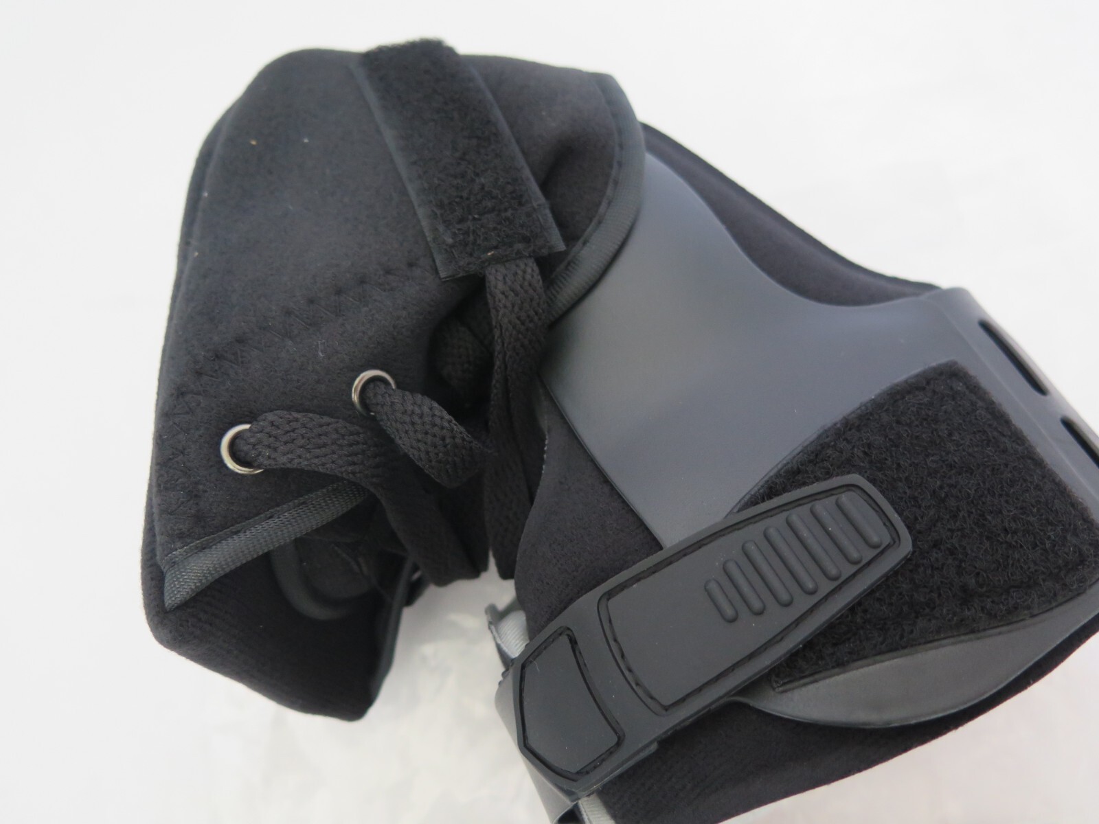 ISO Preferred Secure Ankle Brace – AN344 M/RT – Right – New – b5
