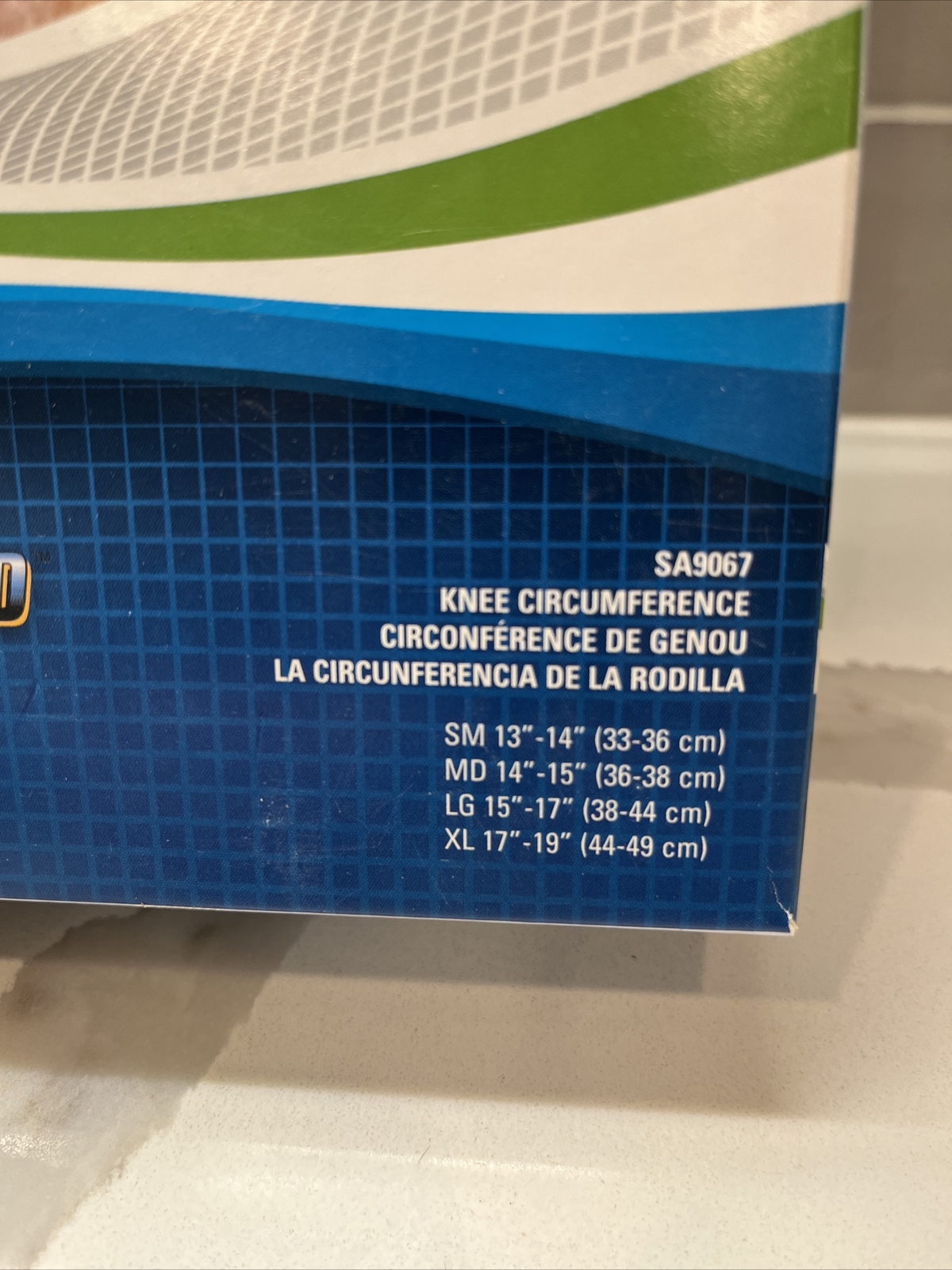 SportAid MEDIUM Neoprene Patella Knee Brace Blue BRAND NEW
