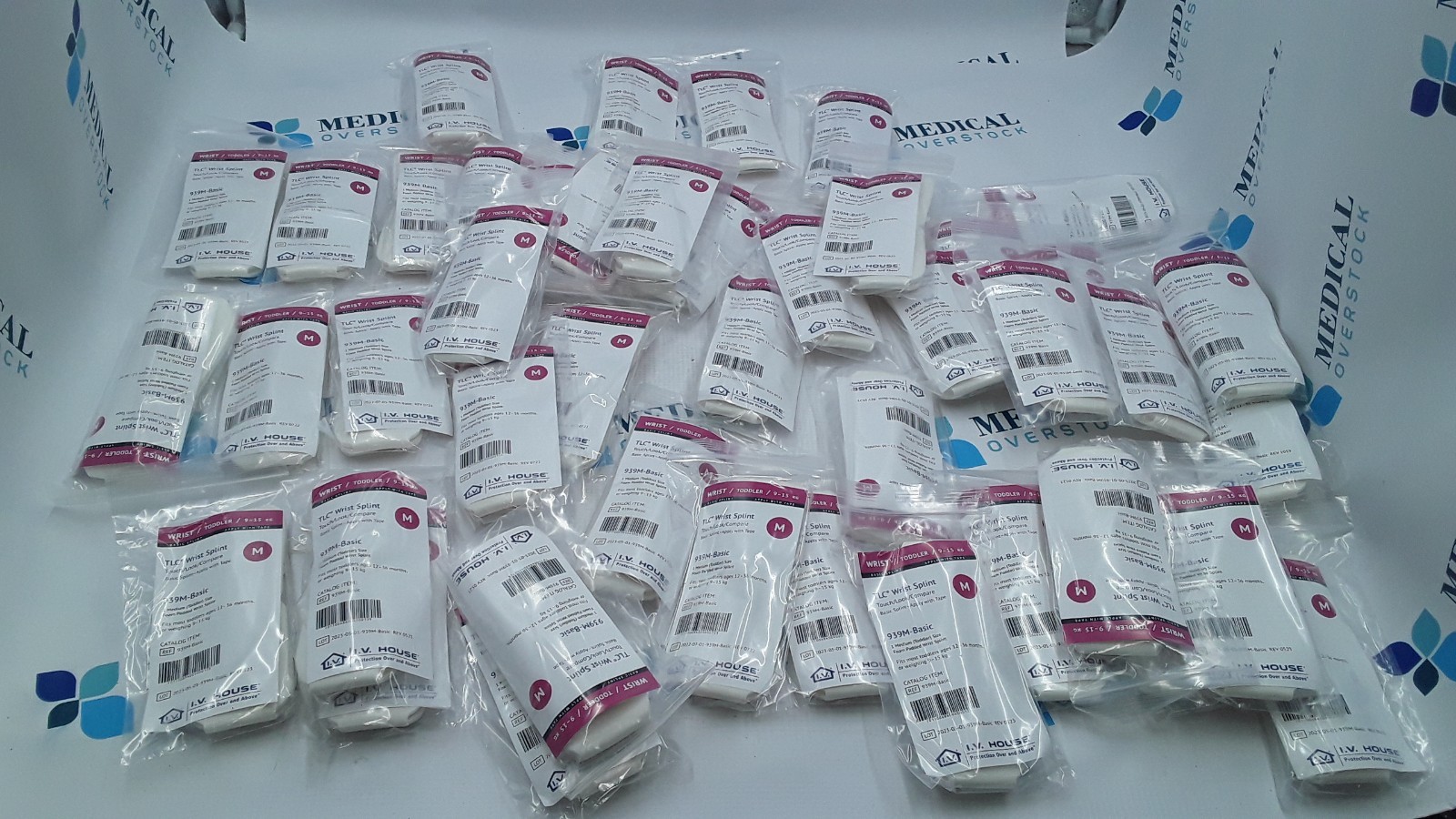 I.V. House Wrist Toddler 9-15KG TLC Wrist Splint M 9REF 39M-Basic Lot of 40