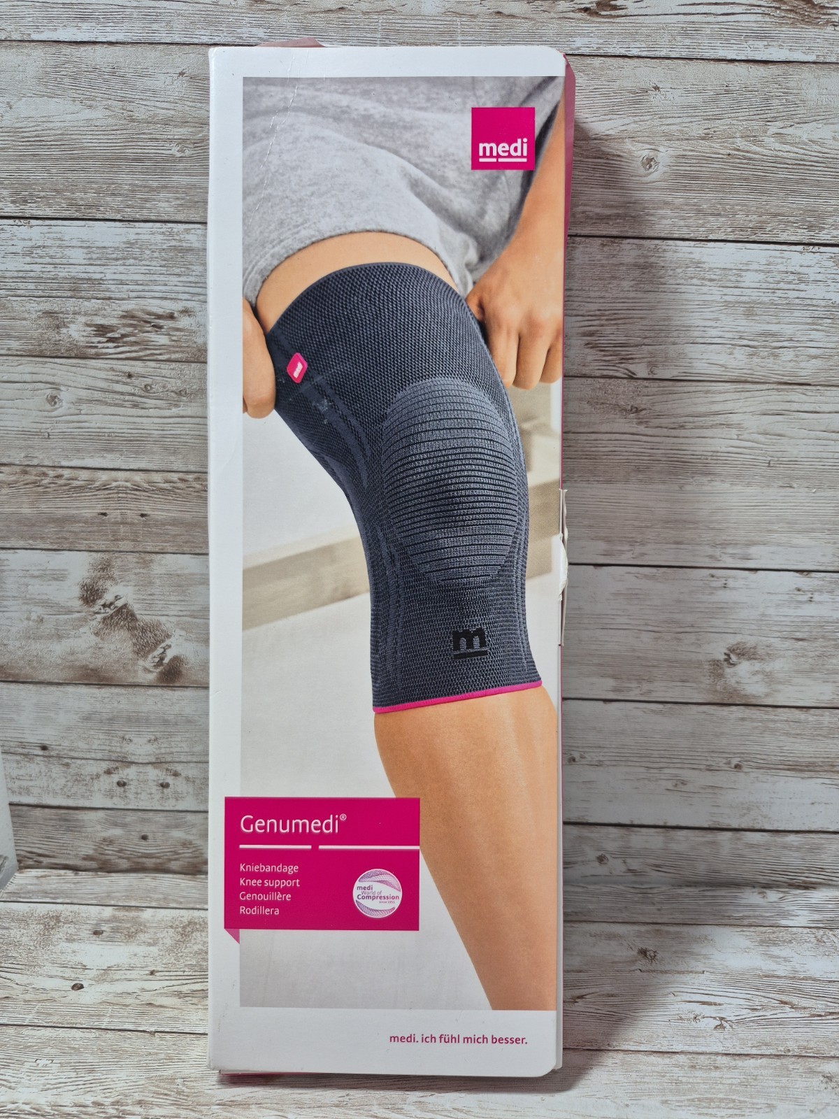 Genumedi Medi Knee Support K102803 SIZE III BEIGE Open Box