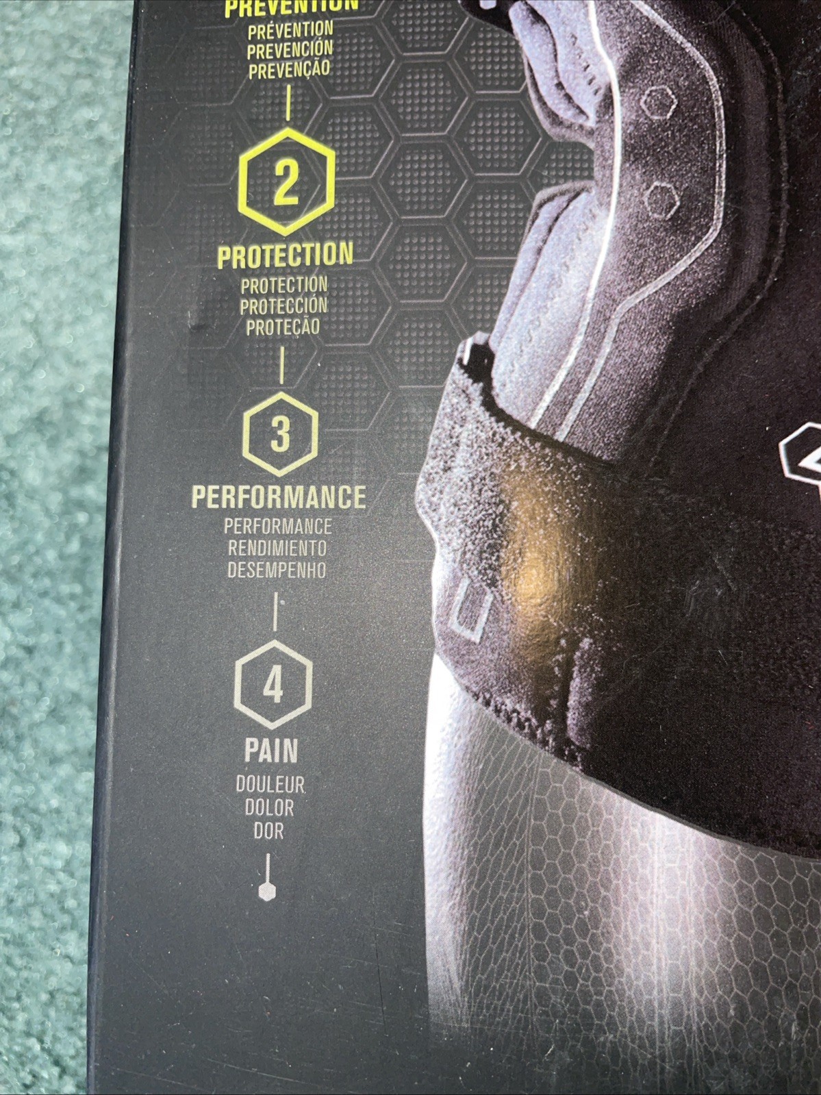DonJoy Performance Bionic knee Comfort Hinged Knee Wrap Small