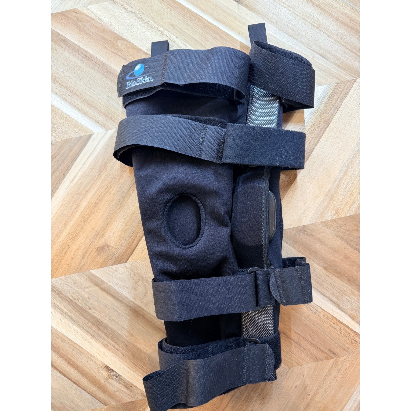 Bio Skin Gladiator XT 15 Knee Brace Support Brace XXL Black