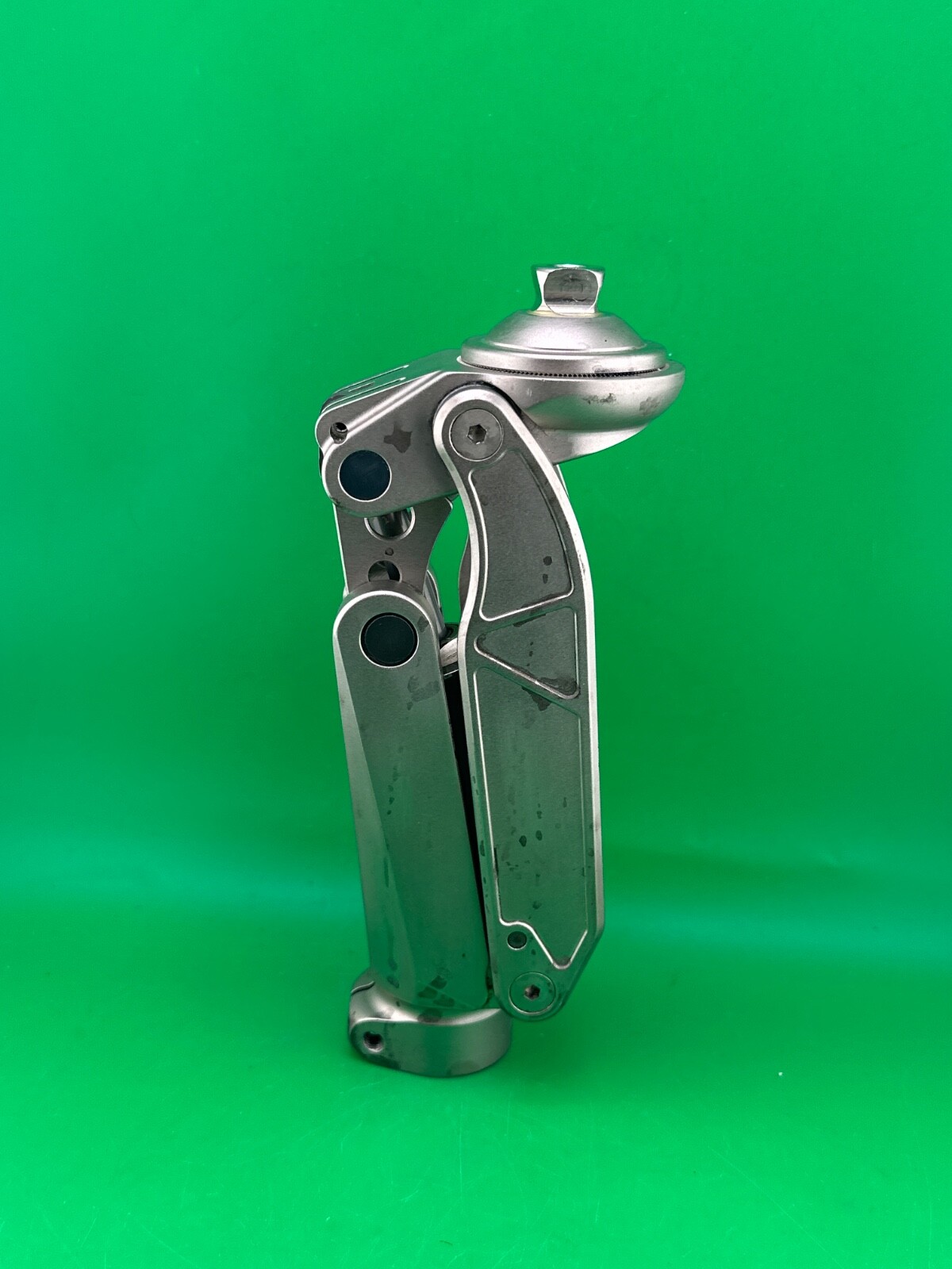 Ossur Ohp3 0hp3 Prosthetic Knee polycentric pneumatic Prosthetic Knee.