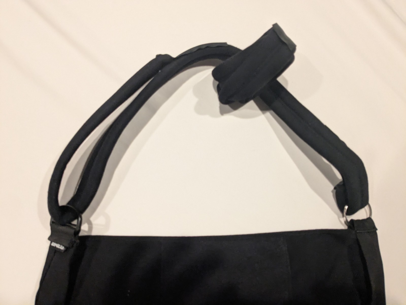 Breg Deluxe Shoulder Immobilizer Sling Universal Adjustable Arm Sling