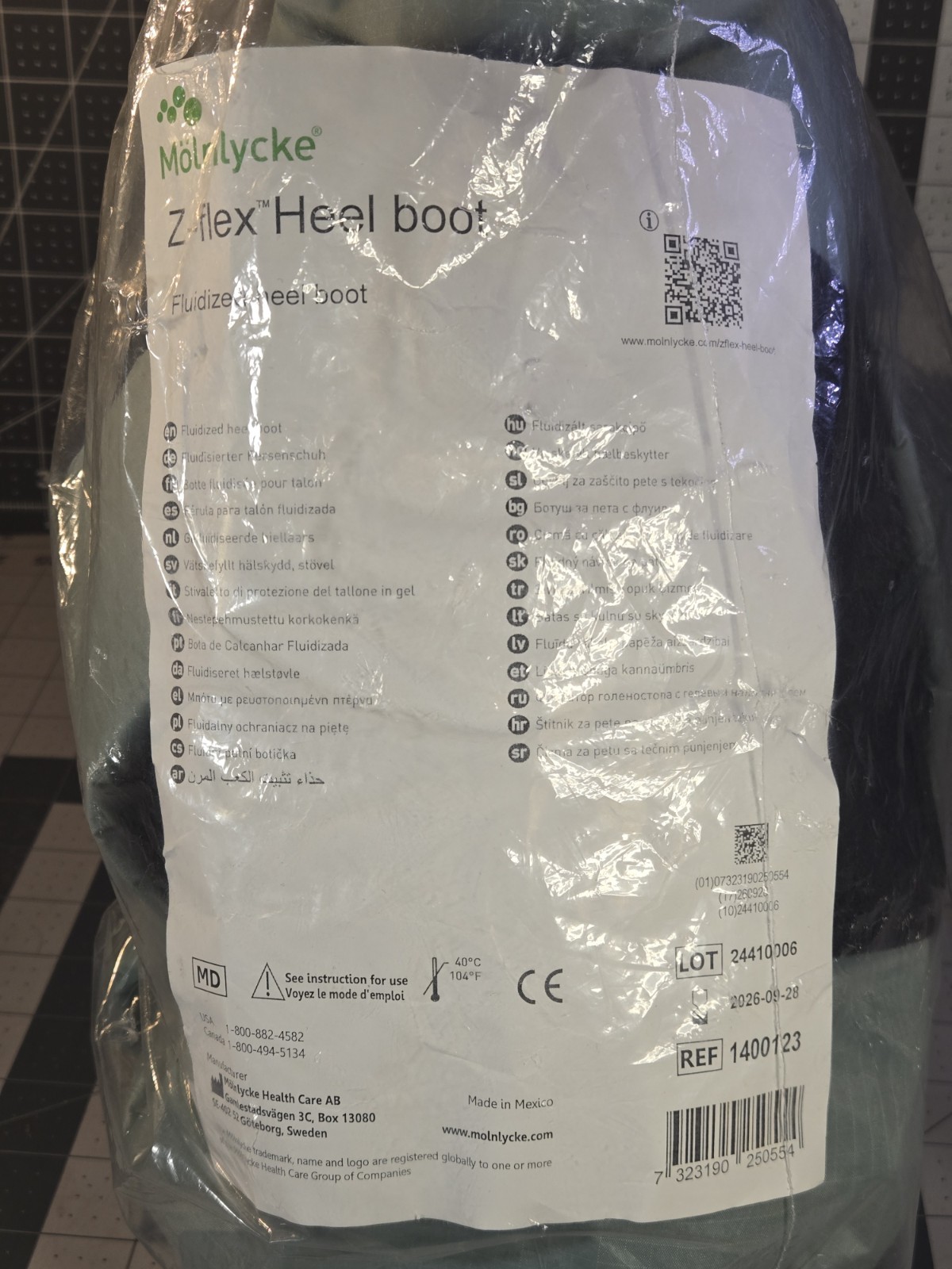 Molnlycke Z-Flex Fluidized Heel Boot #1400123-03- Exp:09/28/2026