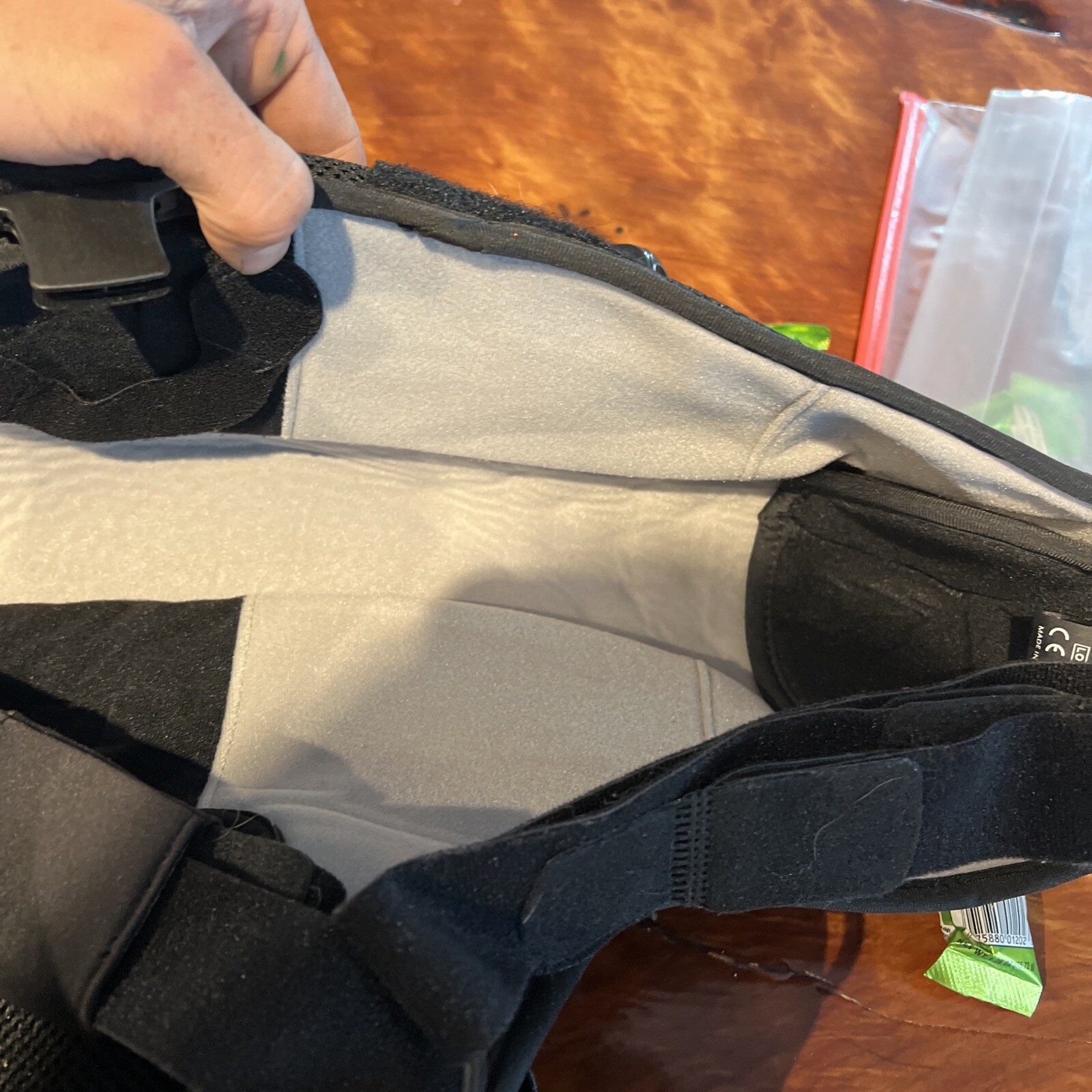 Ossur Form Fit Shoulder Brace Immobilization and Abduction Sling Size Small
