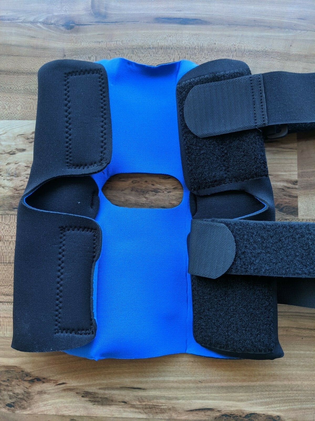Advanced Orthopaedics DELUXE Hinged Wrap Around Knee Brace Support Compression M