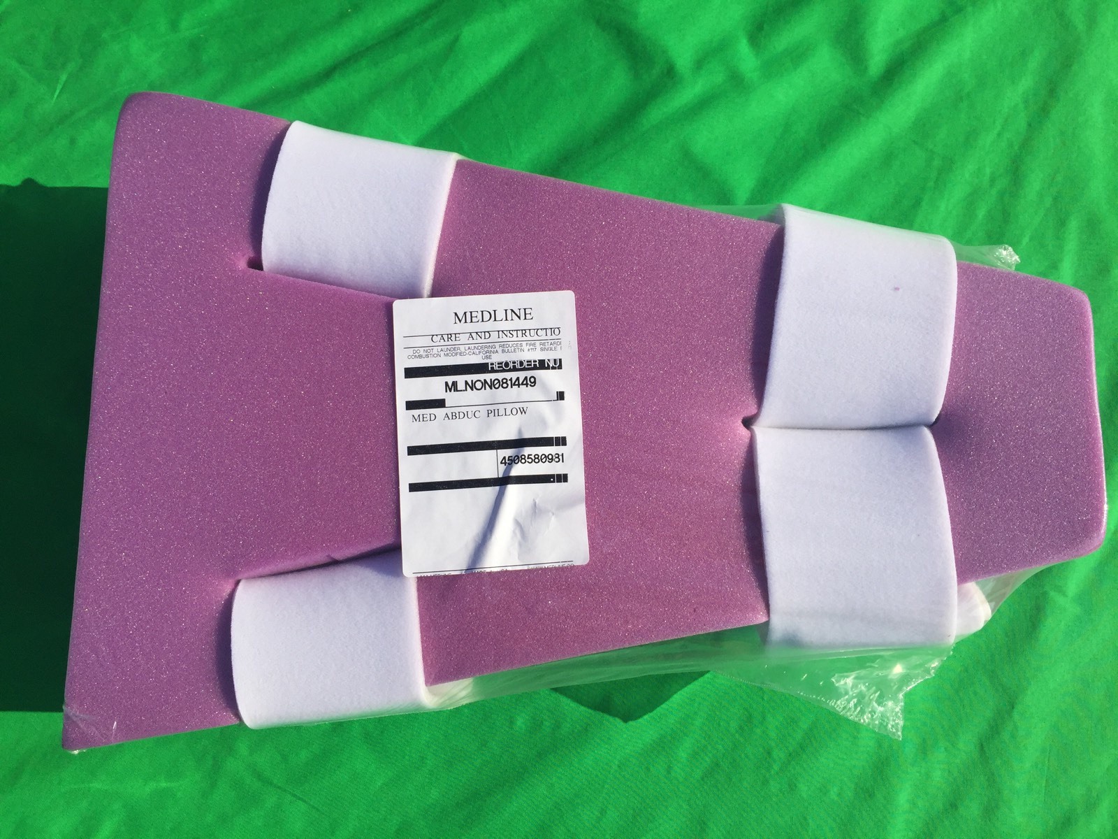 MEDLINE Purple NON-081449 ABDUCTION PILLOW MEDIUM 6x15x22″ Brand New