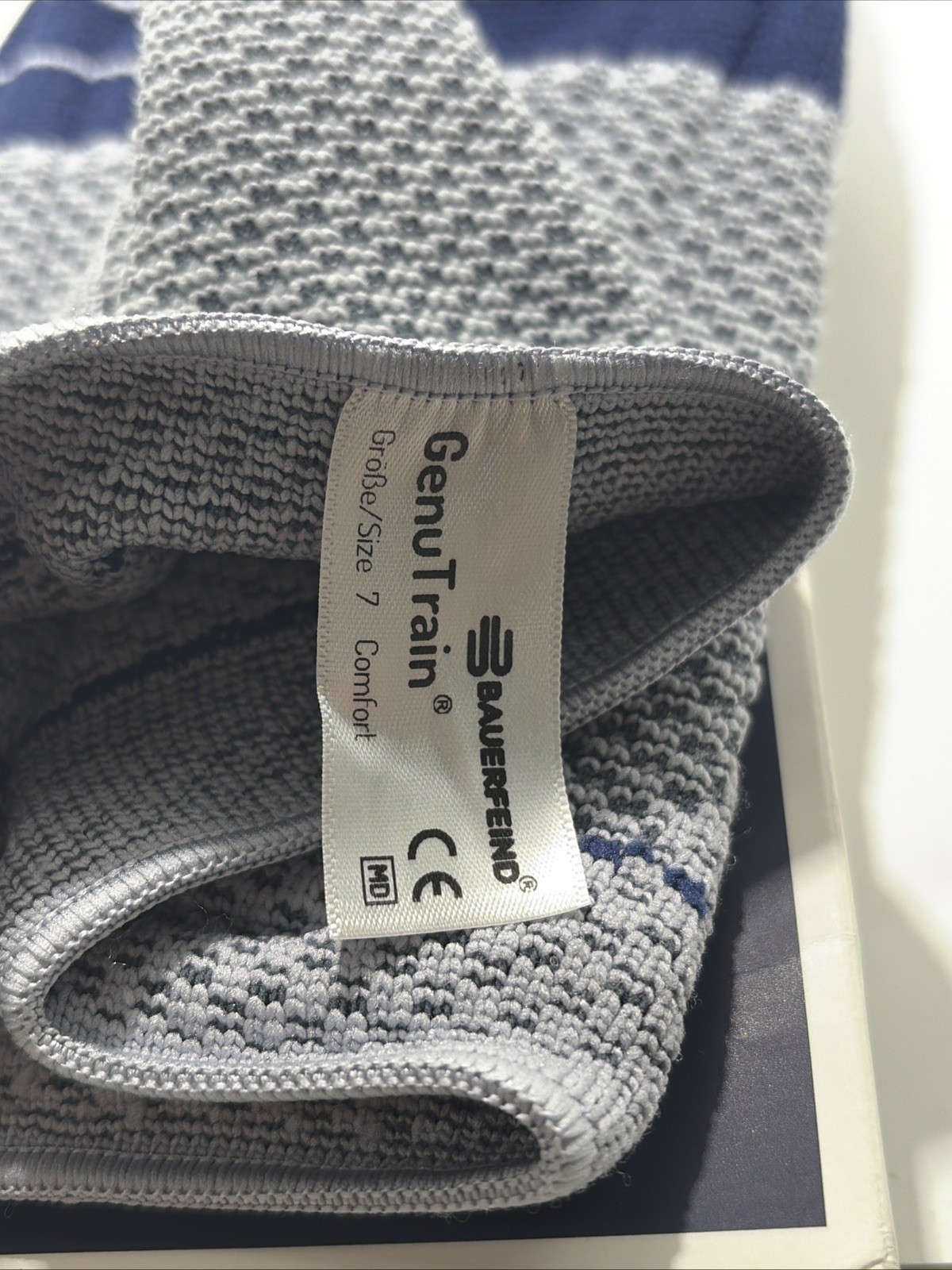 Bauerfeind GenuTrain Knee Support Brace – Size 7C – Comfort