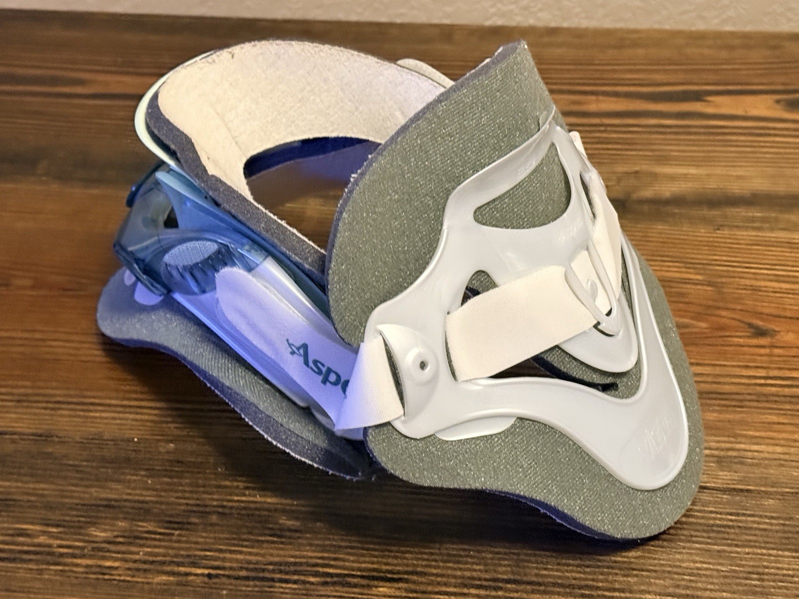Aspen Vista Cervical Collar Neck Brace – Adjustable Standard Size – No Neck Pad