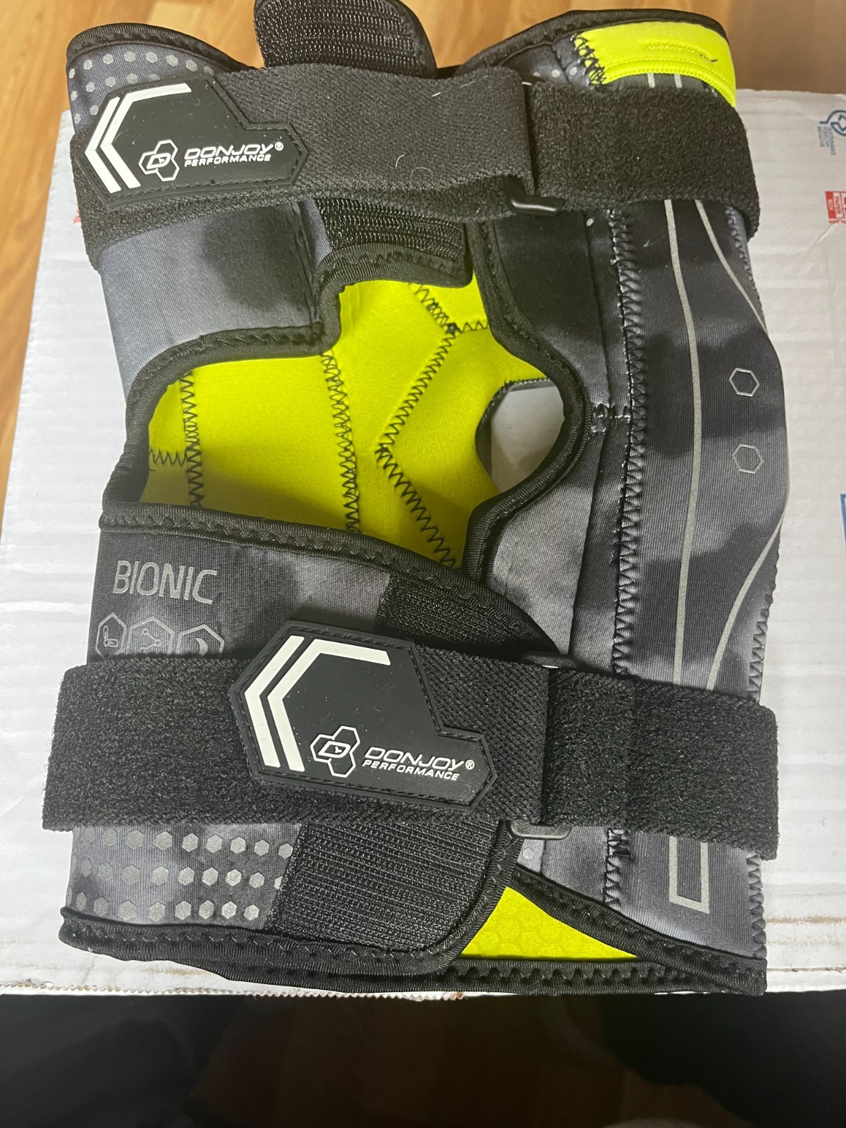 DonJoy Performance Bionic Fullstop Knee Brace – Size Medium NEW IN BOX(2a)