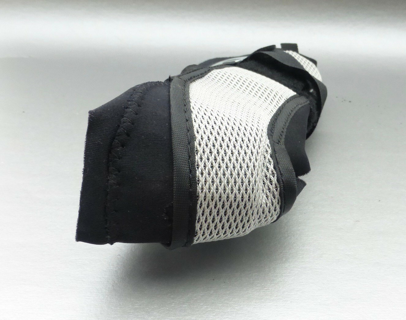 Aircast A60 Left Ankle Support Stabilizer Size Small Black Lightweight Fabric
