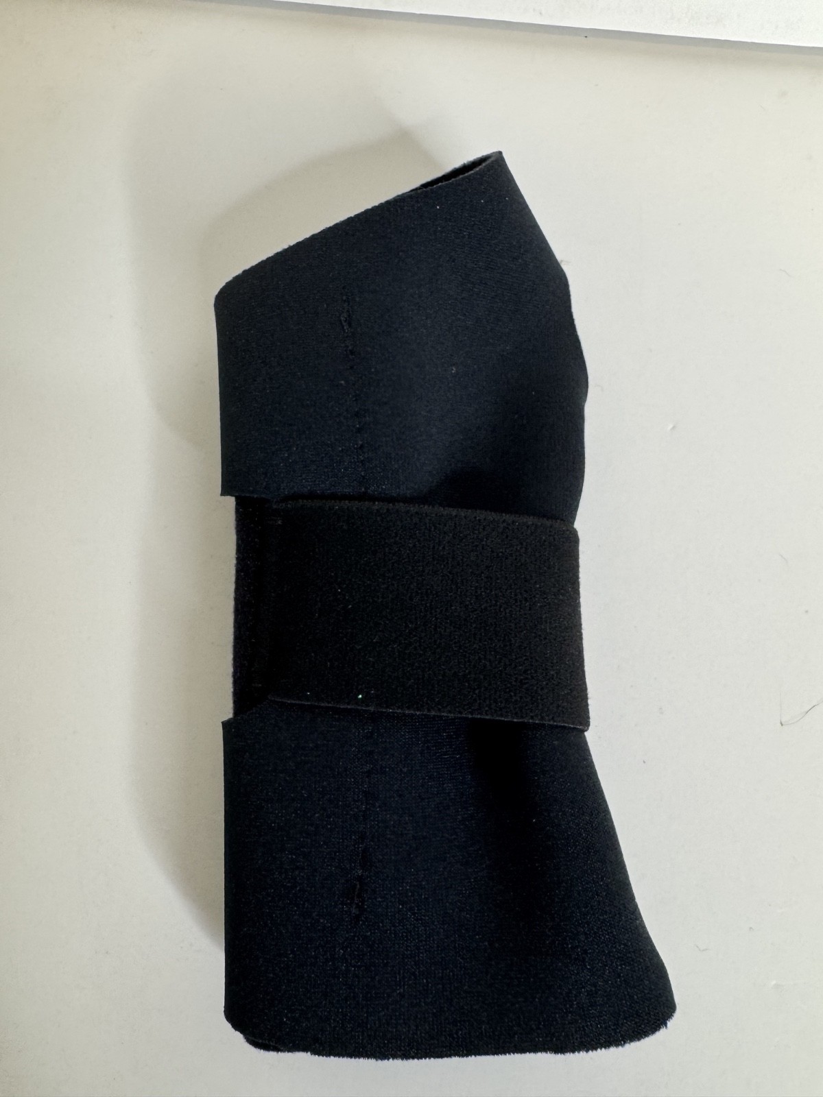 Futuro Wrist Compression Stabilizing Brace Left Hand (Black) Small/Medium