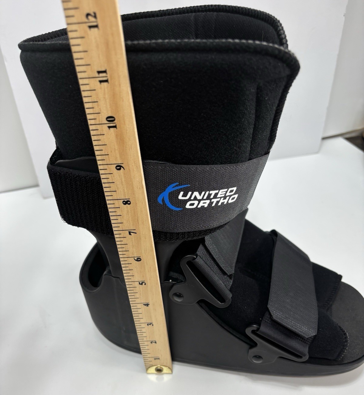 United Ortho Short Cam Walker Fracture Boot Men’s Large Black Support Brace