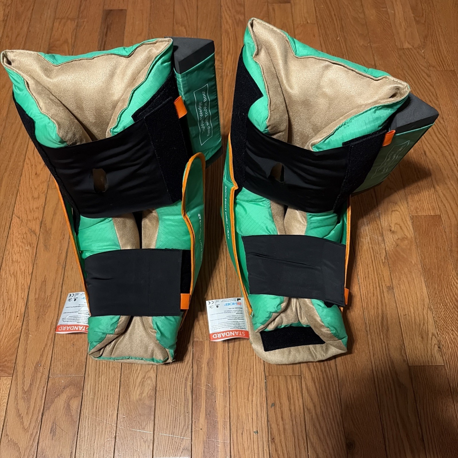 Lot of 2 EHOB TruVue Heel Protector Boot Standard Size Green With 2 Wedges