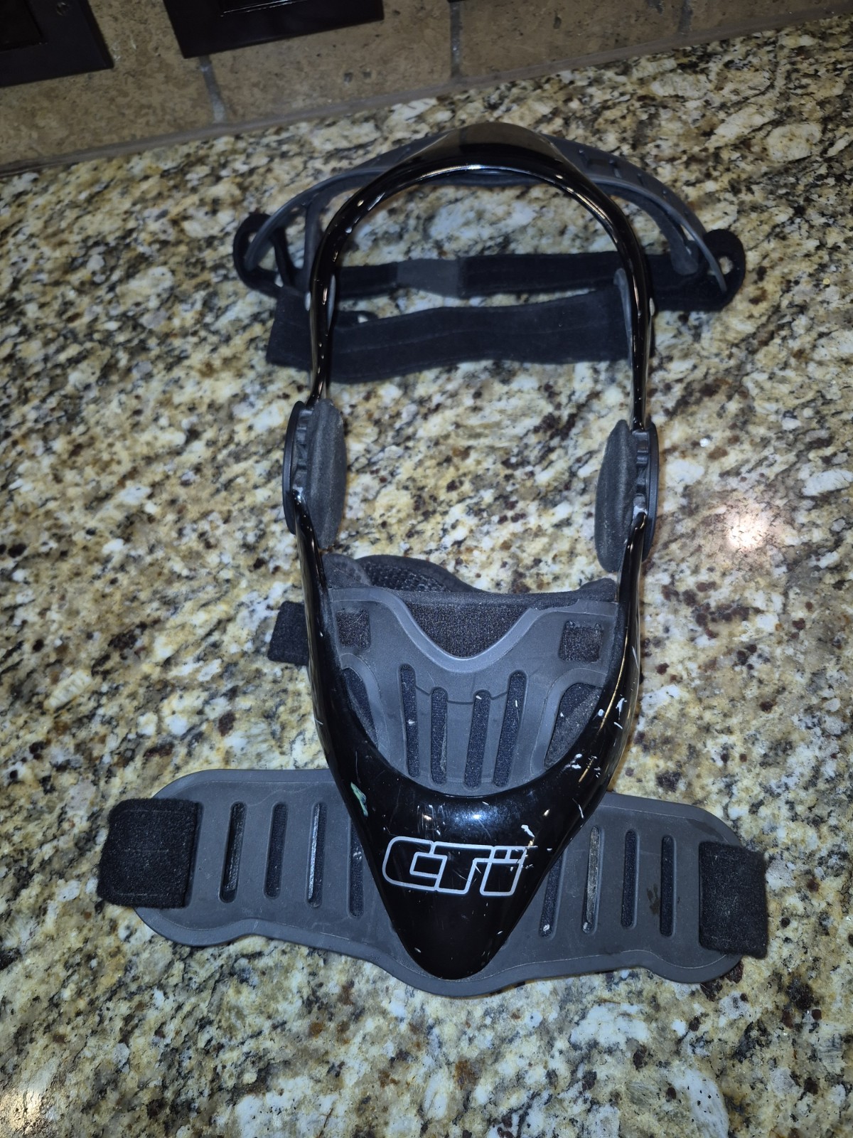 Ossur CTi OTS Left XL Knee Brace Carbon Composite ACL PCL MCL Support