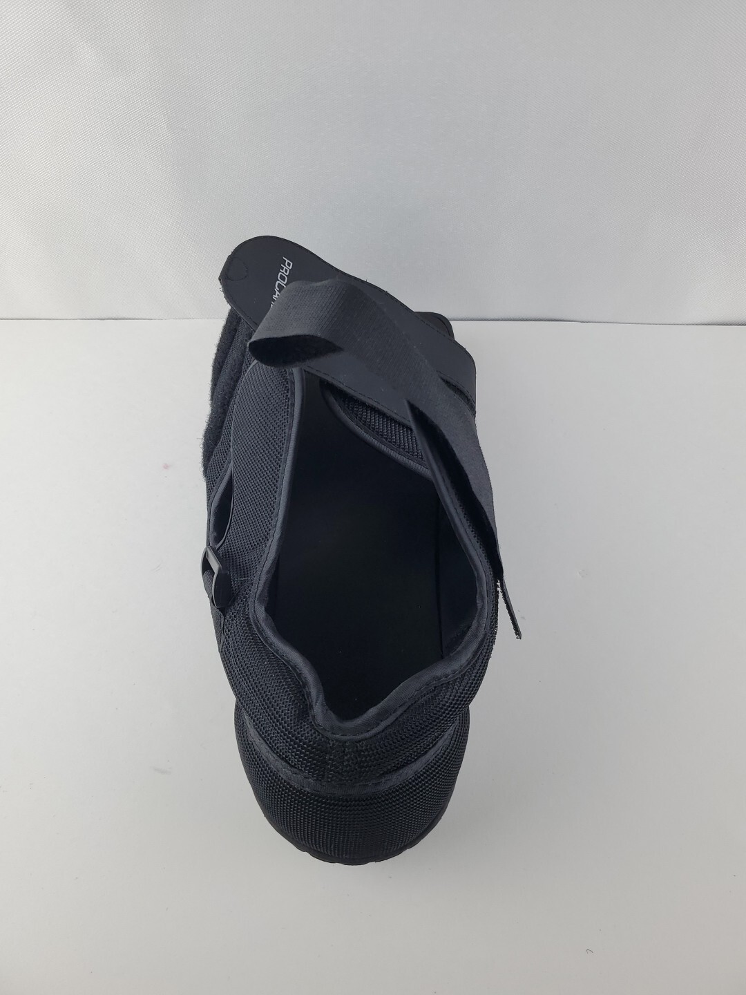 ProCare Squared Toe Post-Op Shoe Size:medium ( Wear on the left or right )