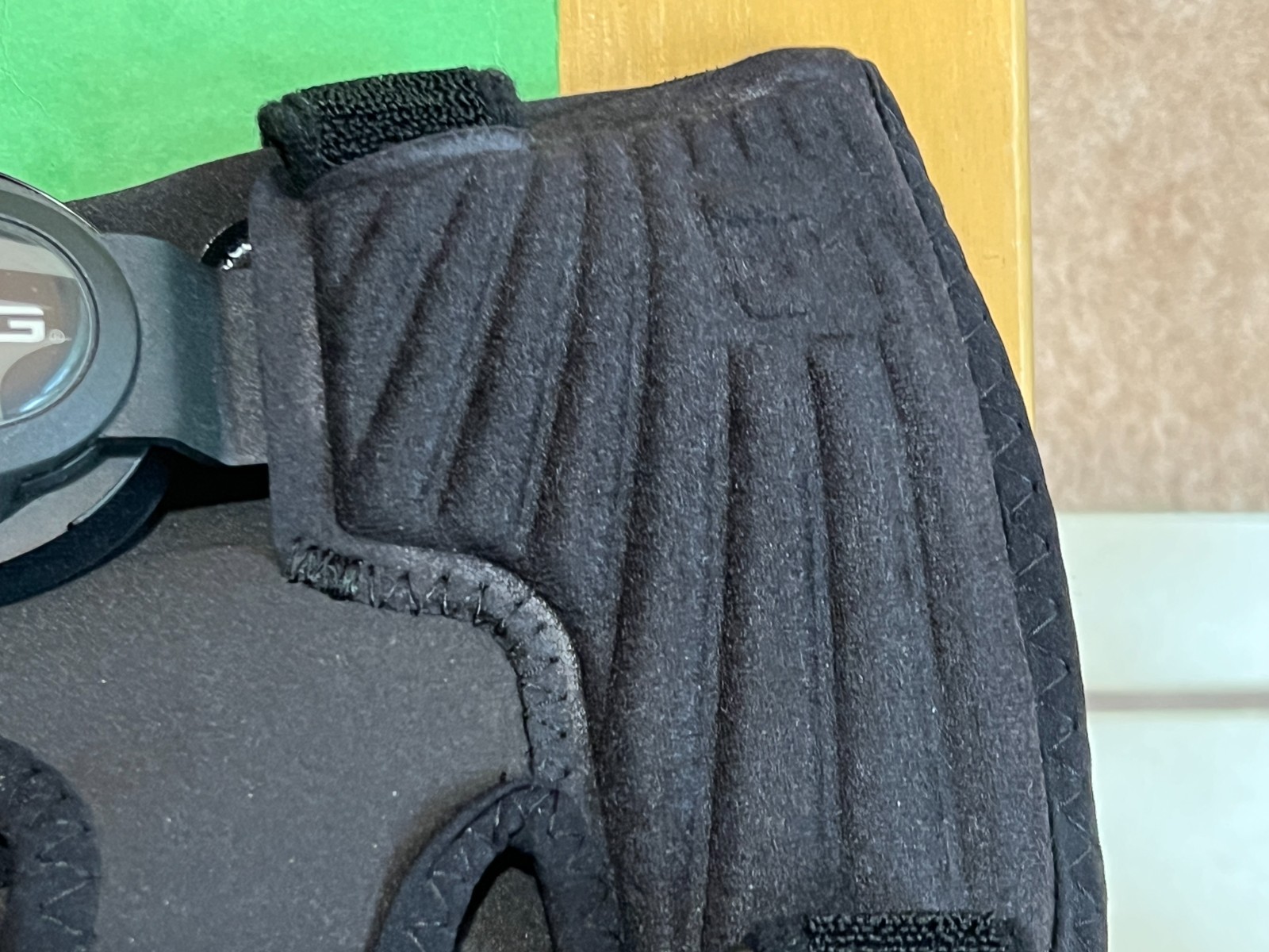 Breg OA Impulse Push Medial Osteoarthritis Knee Brace Small Right Knee rk519203