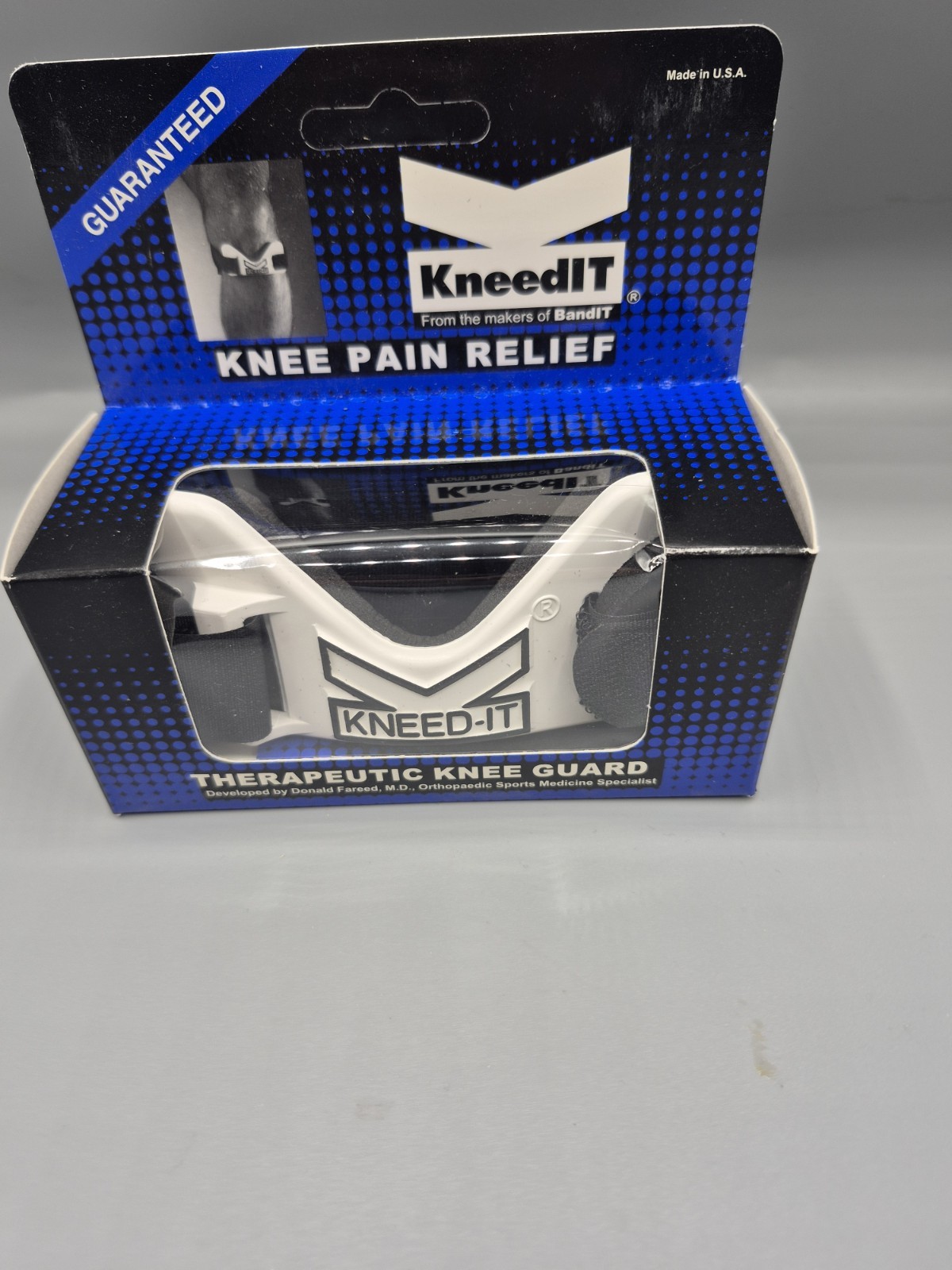 Kneed IT Therapeutic Knee Guard Knee Pain Relief Brace Support Bandit Band