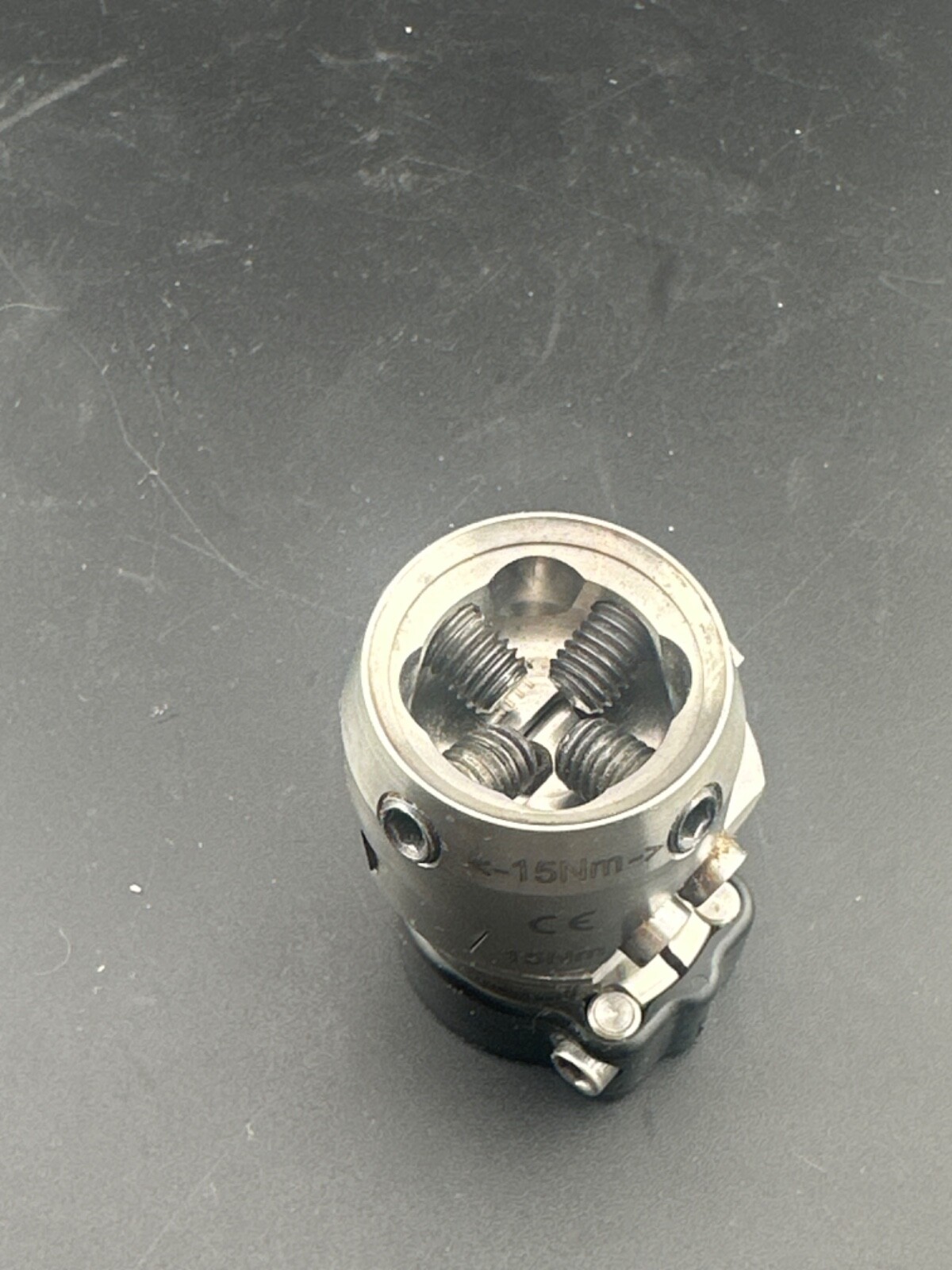 OTTOBOCK Otto Bock 4r103 Sliding adapter. Accept 30mm diameter pylons