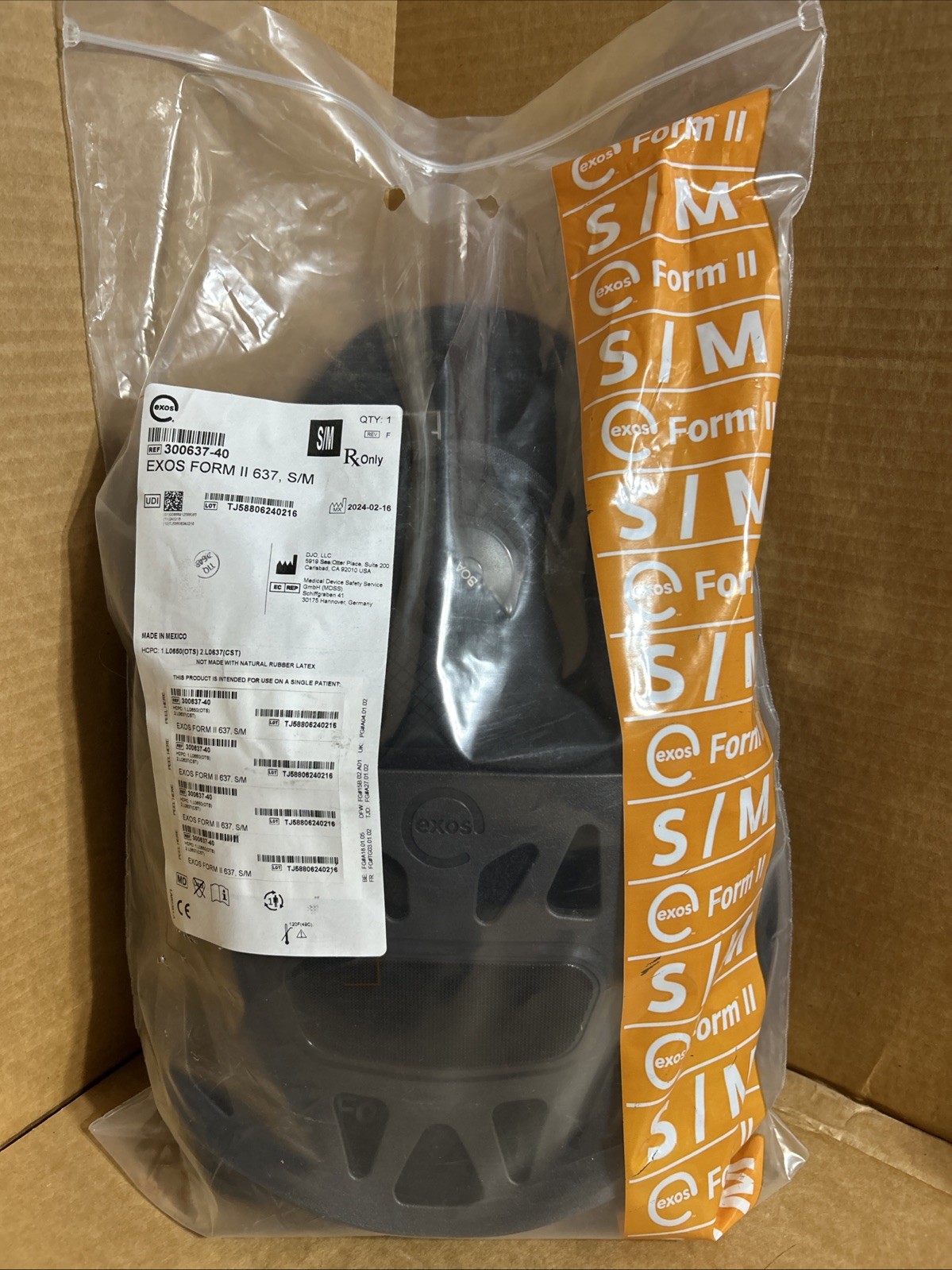 Exos Form II 637 Spinal Back Brace 300637-40 Size S/M – New