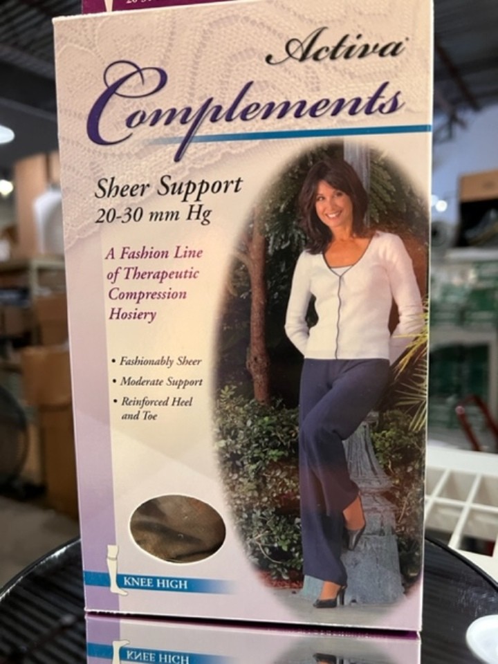 Activa Complements 20-30 mmHg Sheer Knee High, XXL – Open Toe – Cocoa