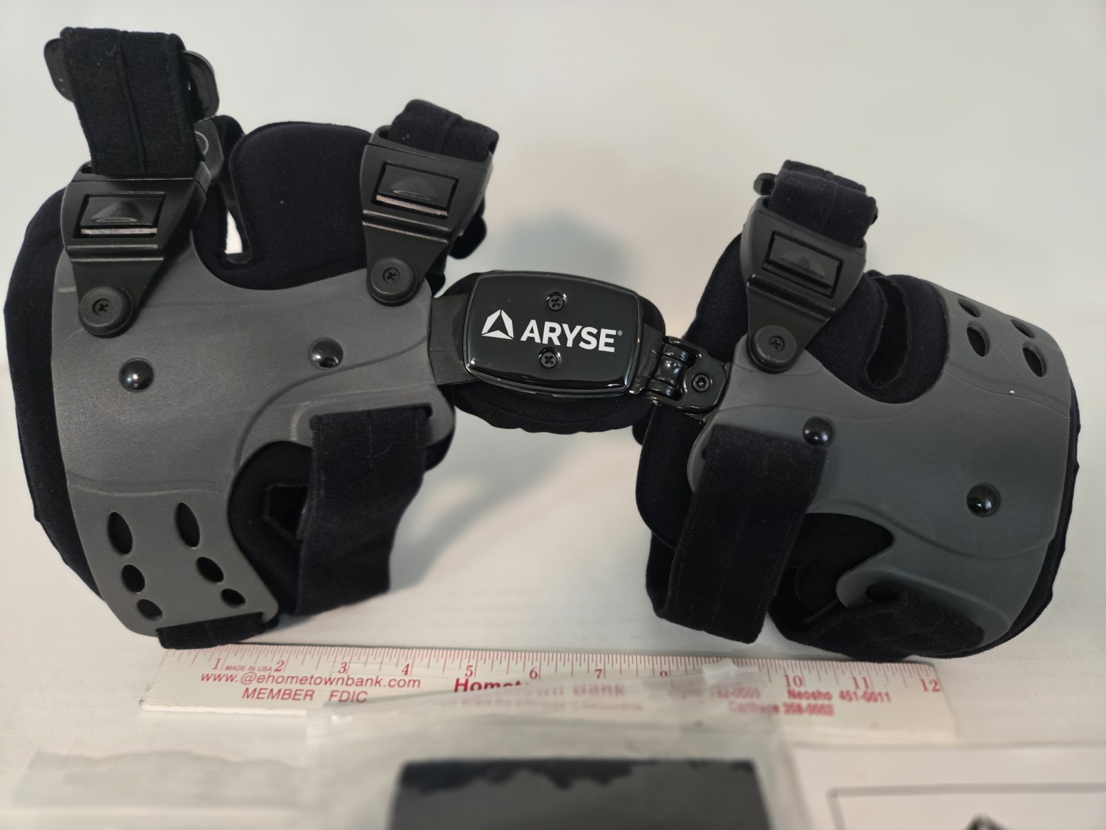 Aryse Universal Metforce OA Knee Brace w/Suspension Sleeve FREE SHIPPING