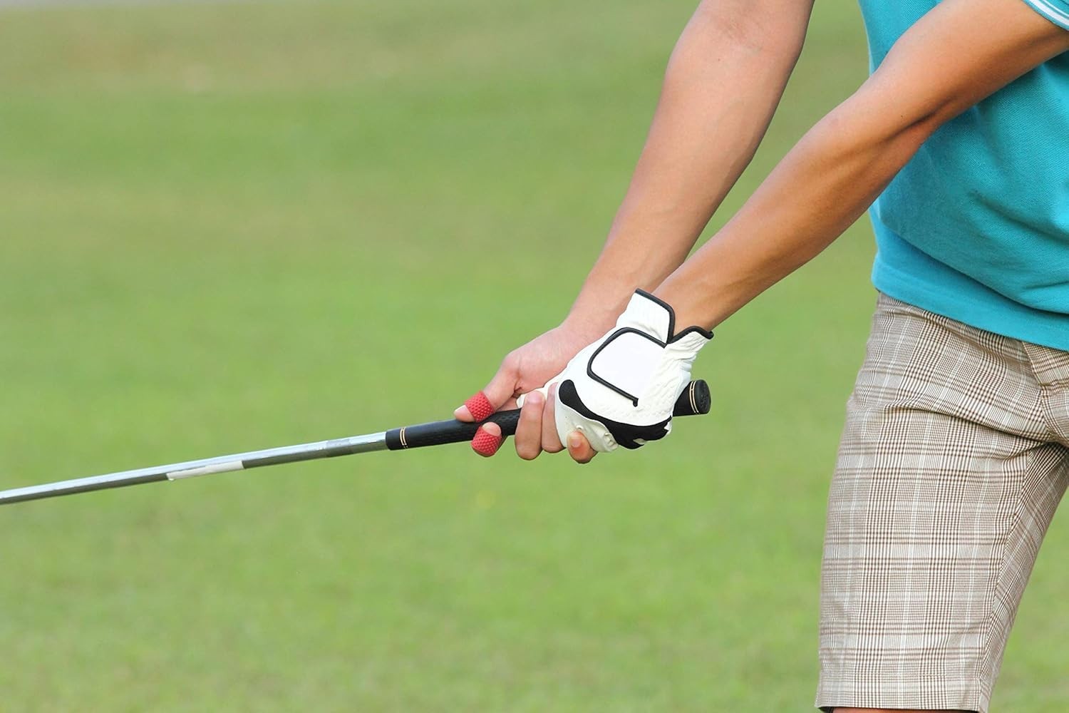 Secure Grip Medium Finger Tips: Reusable Latex-Free Protectors for Easy Handling